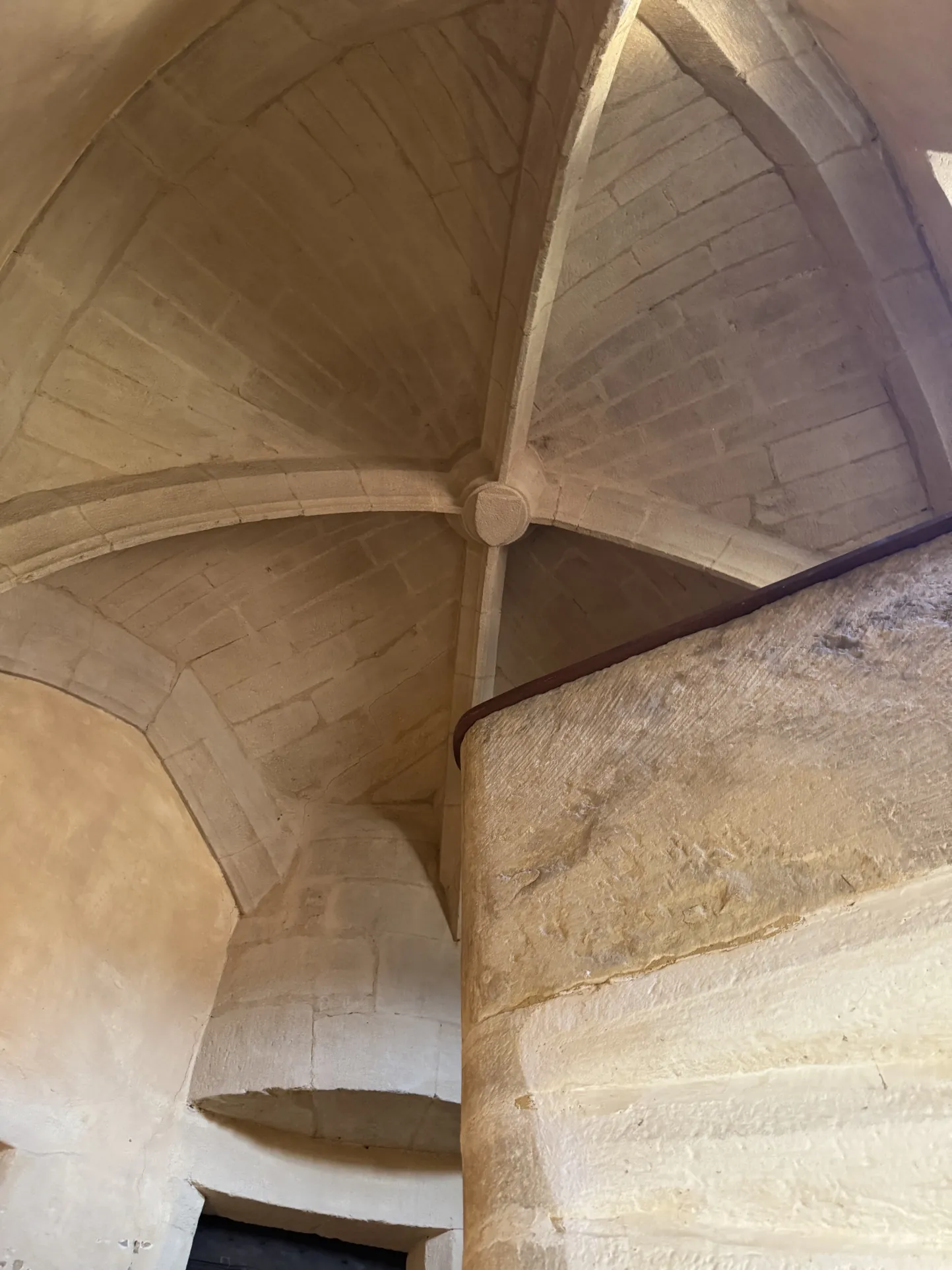 Bel appartement T2 dans le centre historique de Sarlat avec jardin et chauffage moderne 
