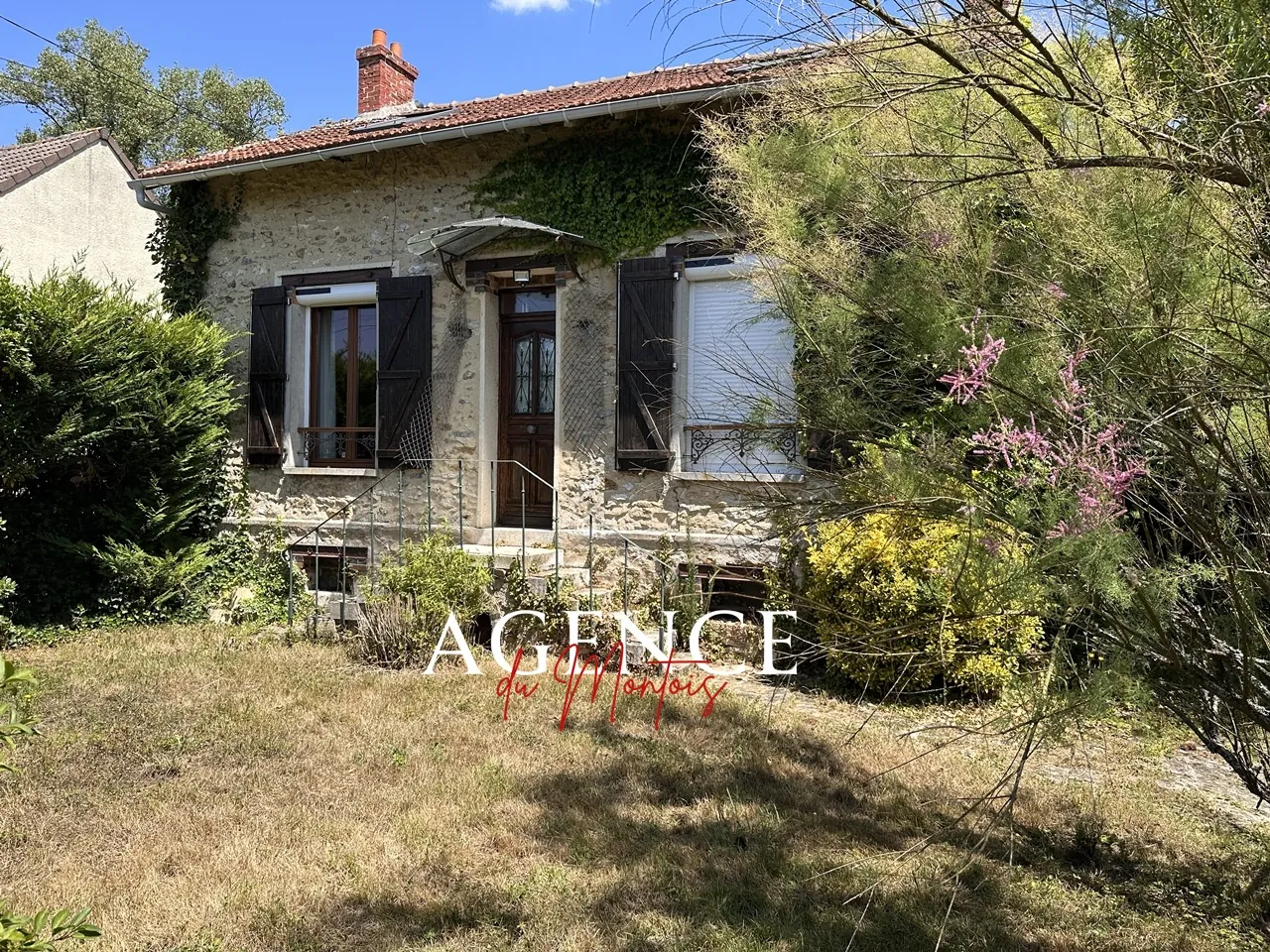 Maison villageoise à rénover avec grand jardin à Nangis