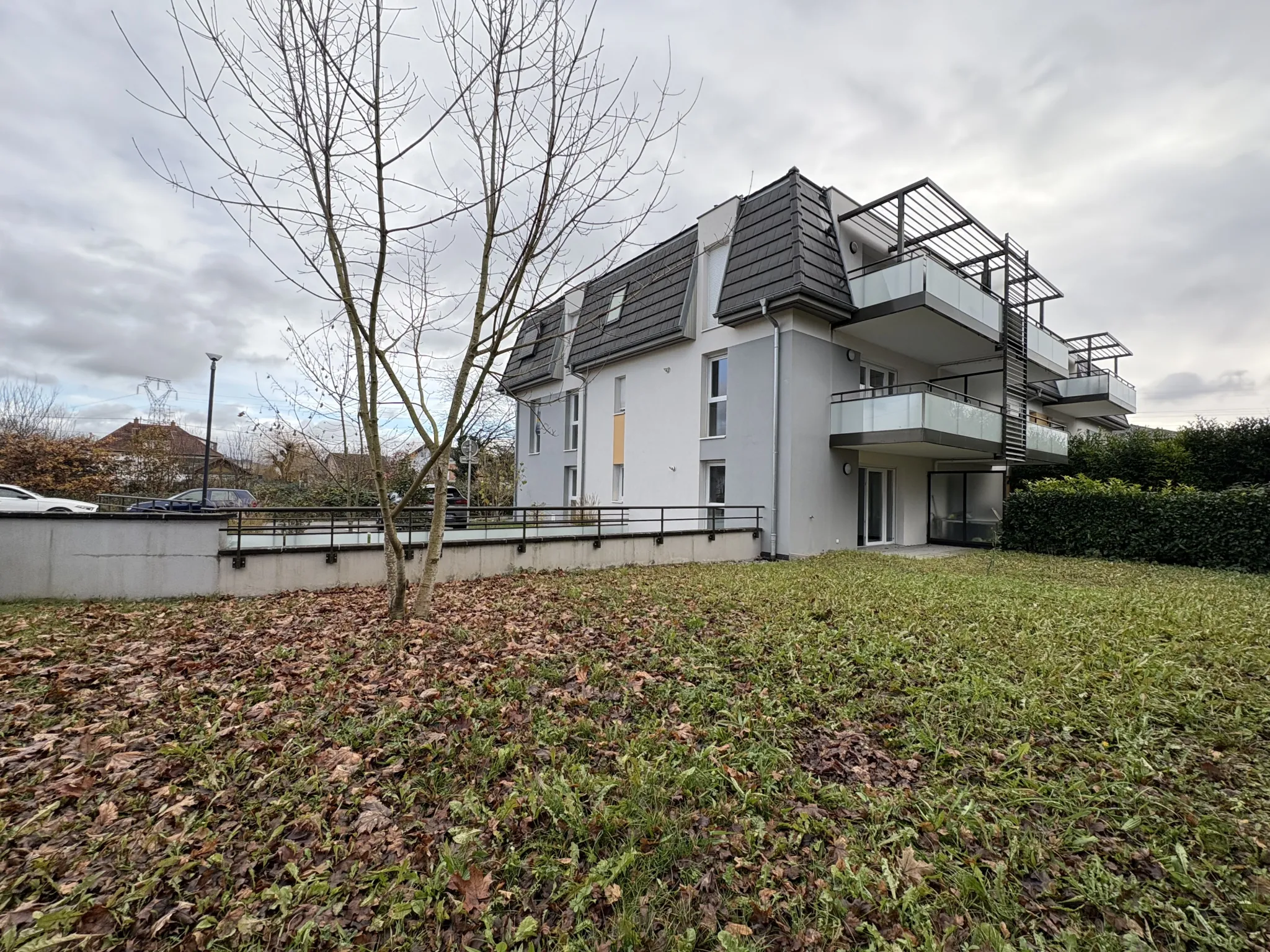 Appartement F2 en rez-de-jardin à Kembs avec jardin et garage 