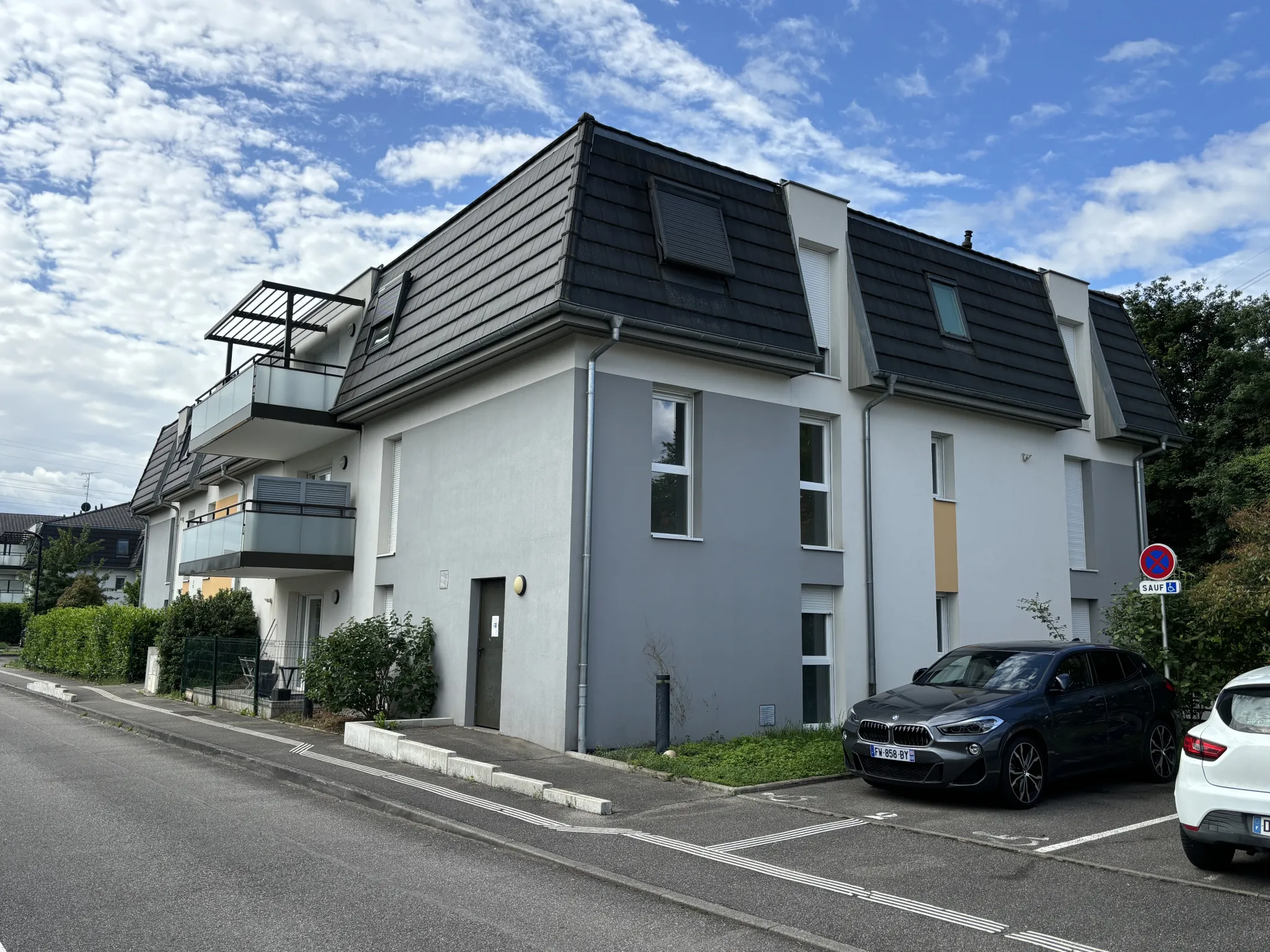 Appartement F2 en rez-de-jardin à Kembs avec jardin et garage