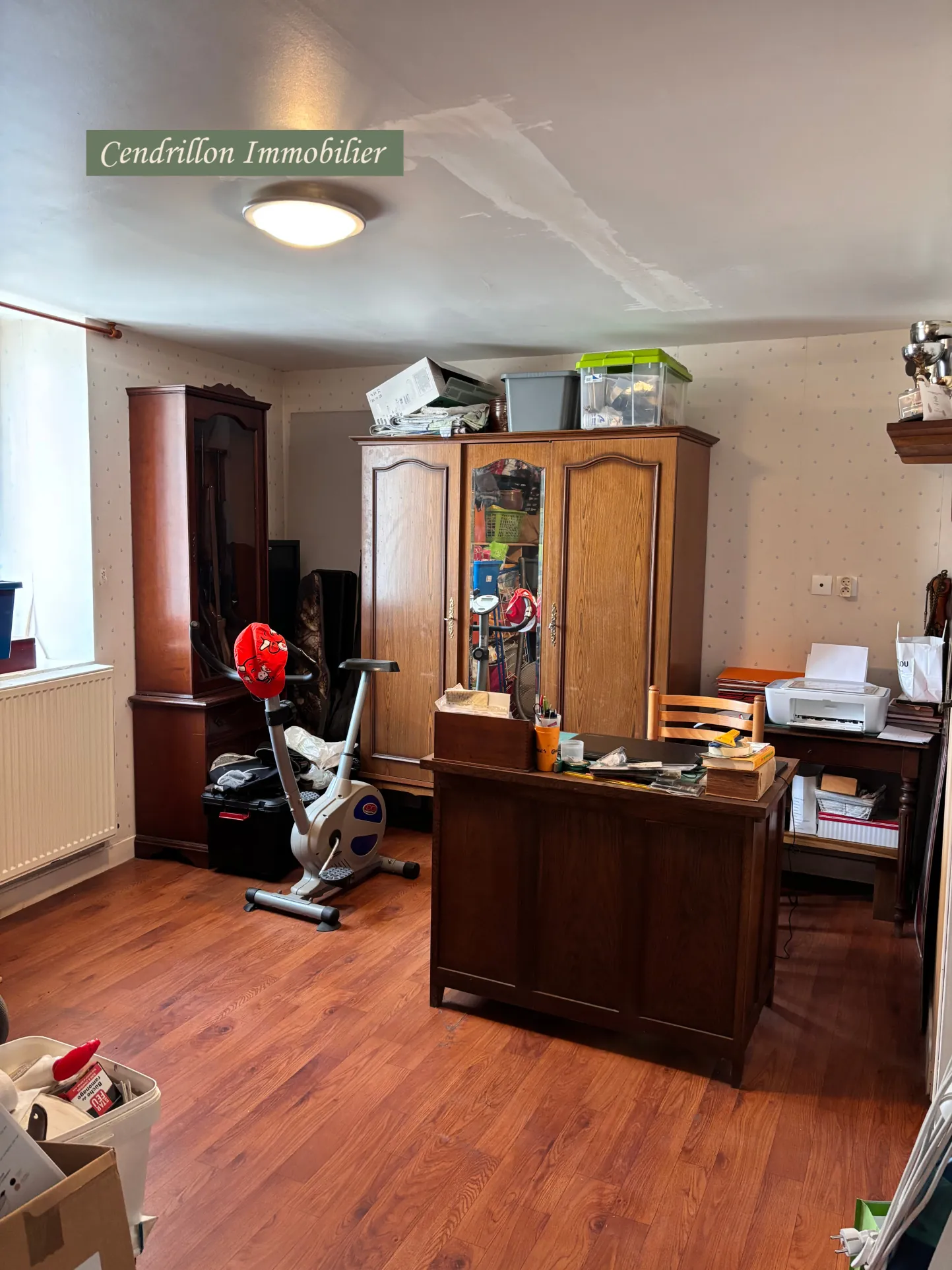 Maison à vendre à Azat Chatenet, 145 m² avec dépendances et jardin - Opportunité rare 