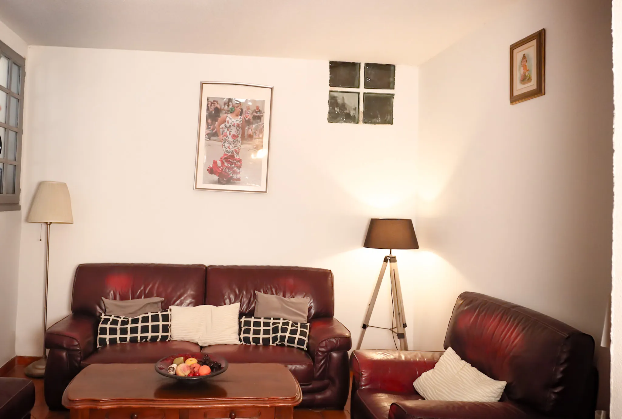 Appartement duplex avec local commercial et garage à Carcassonne — Investissement ou Professionnel 
