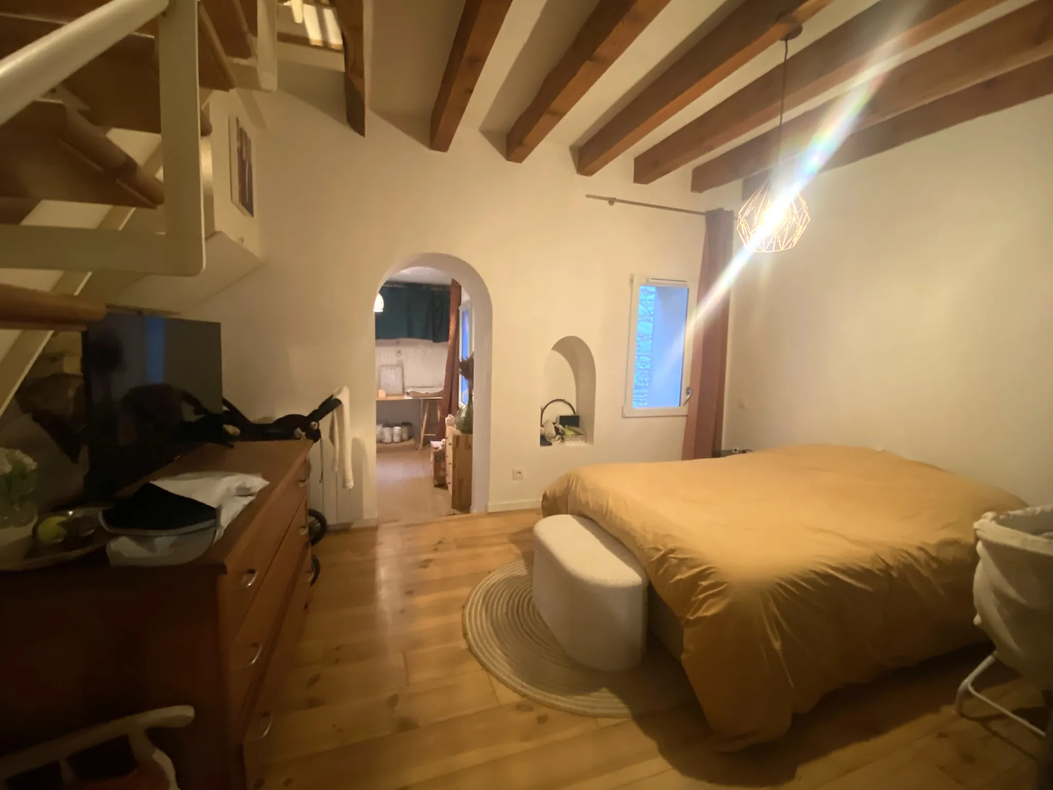 Appartement rénové avec terrasse au centre-ville de Nîmes – Idéal investisseur ou primo-accédant 