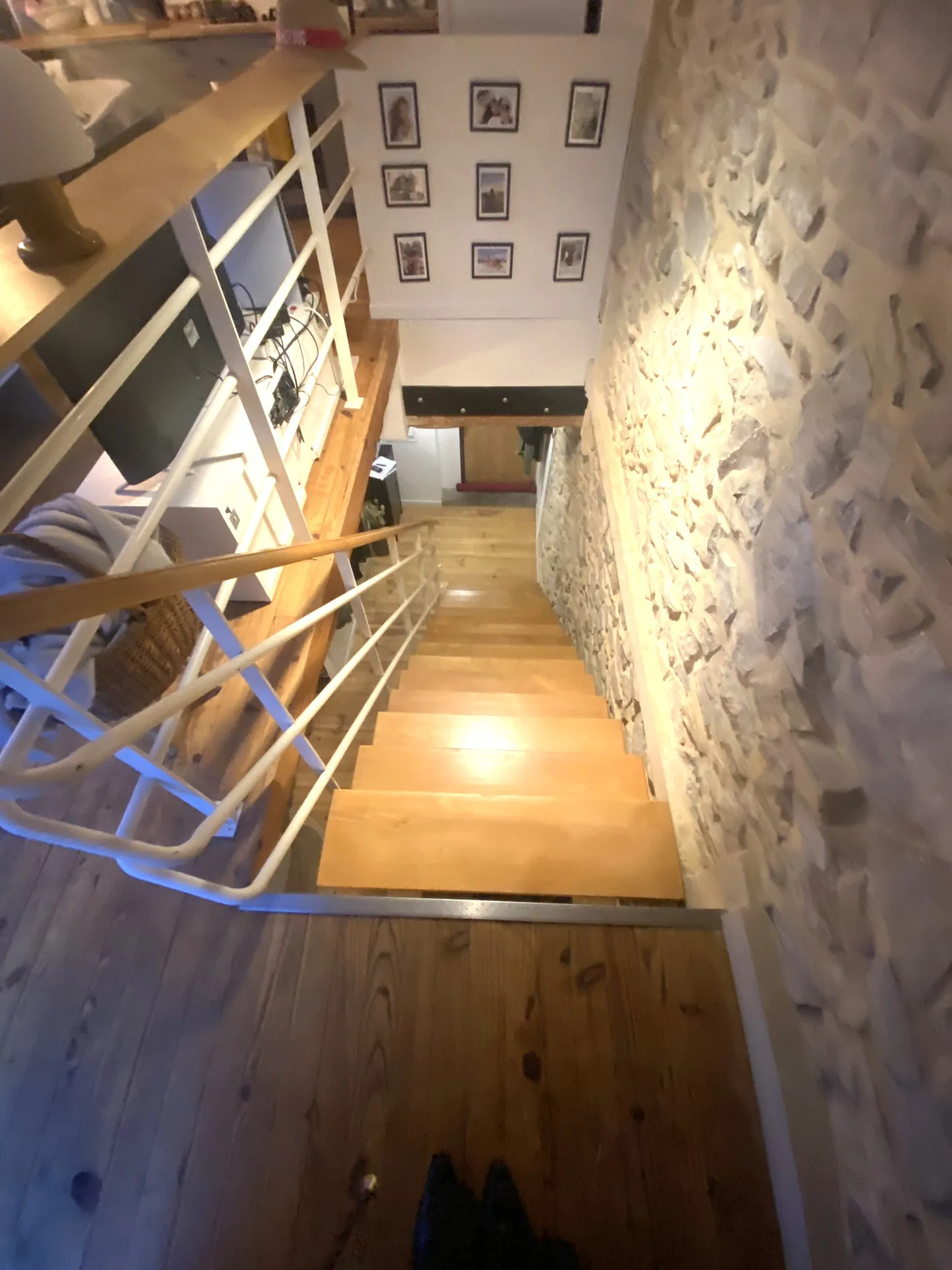 Appartement rénové avec terrasse au centre-ville de Nîmes – Idéal investisseur ou primo-accédant 