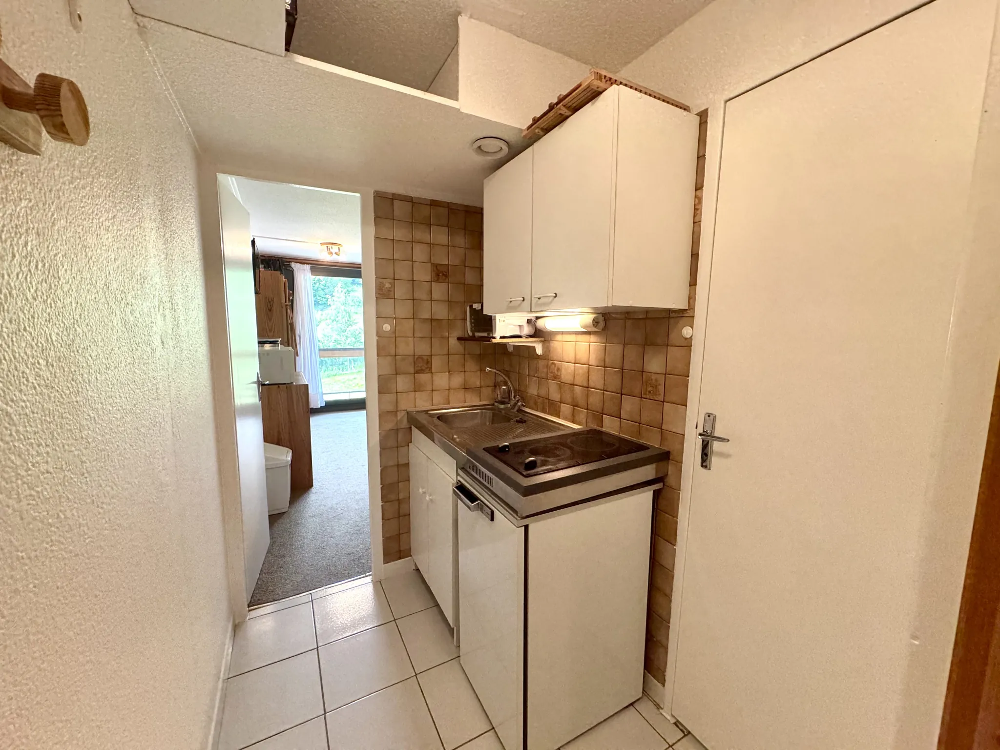 Studio à vendre au Corbier avec vue sur les pistes – Exposition pleine soleil 