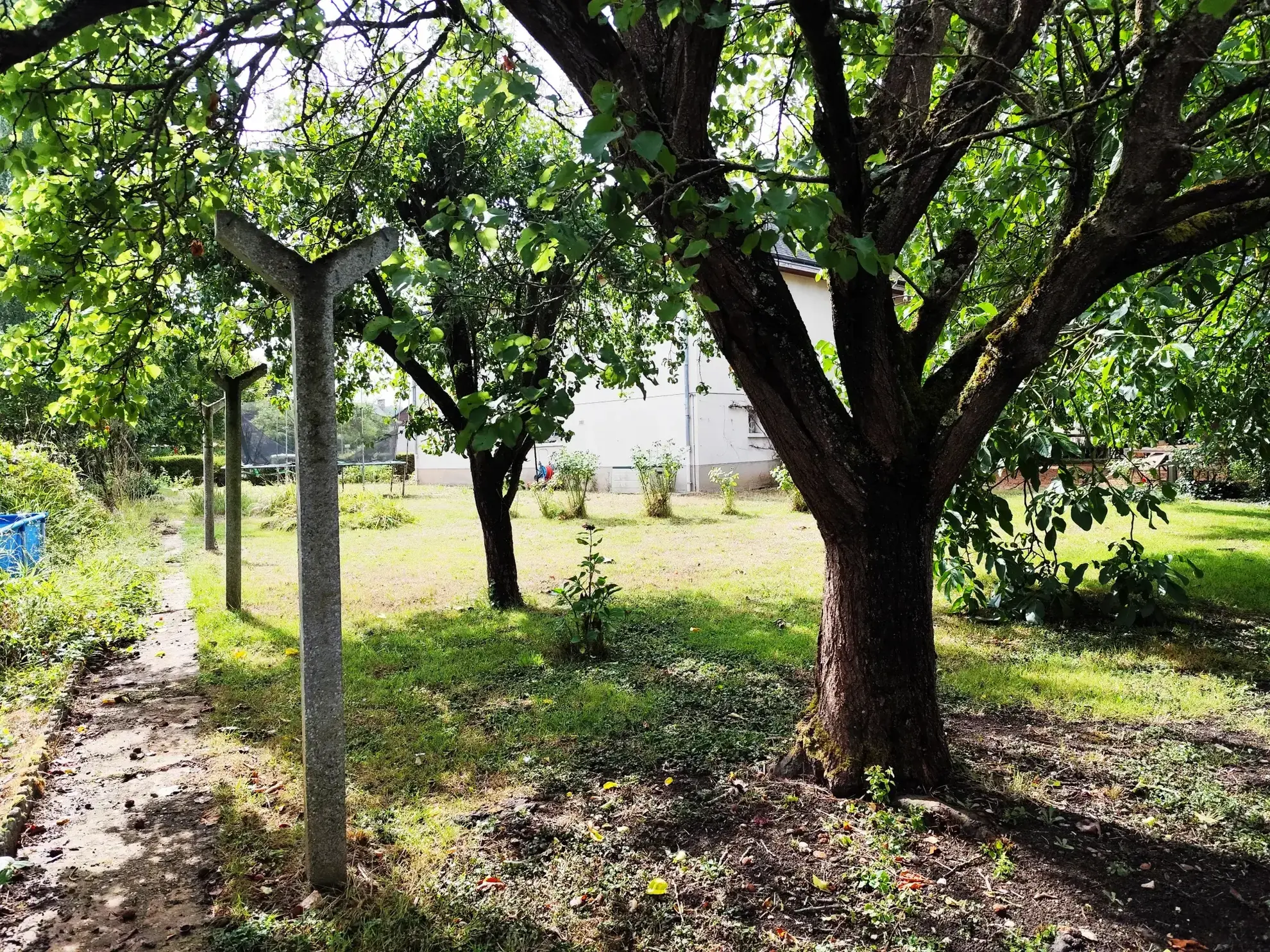 Maison à Crosmières avec jardin, 7 pièces, 5 chambres, charme et luminosité