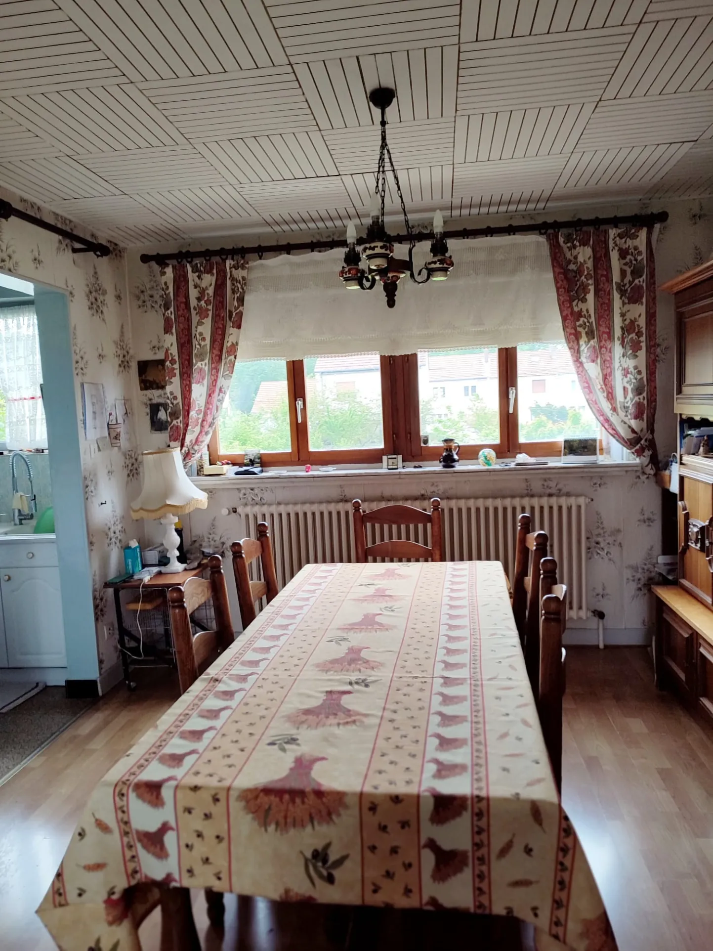 Charmante maison à rénover à Remilly – 89m² avec garage et terrasse 