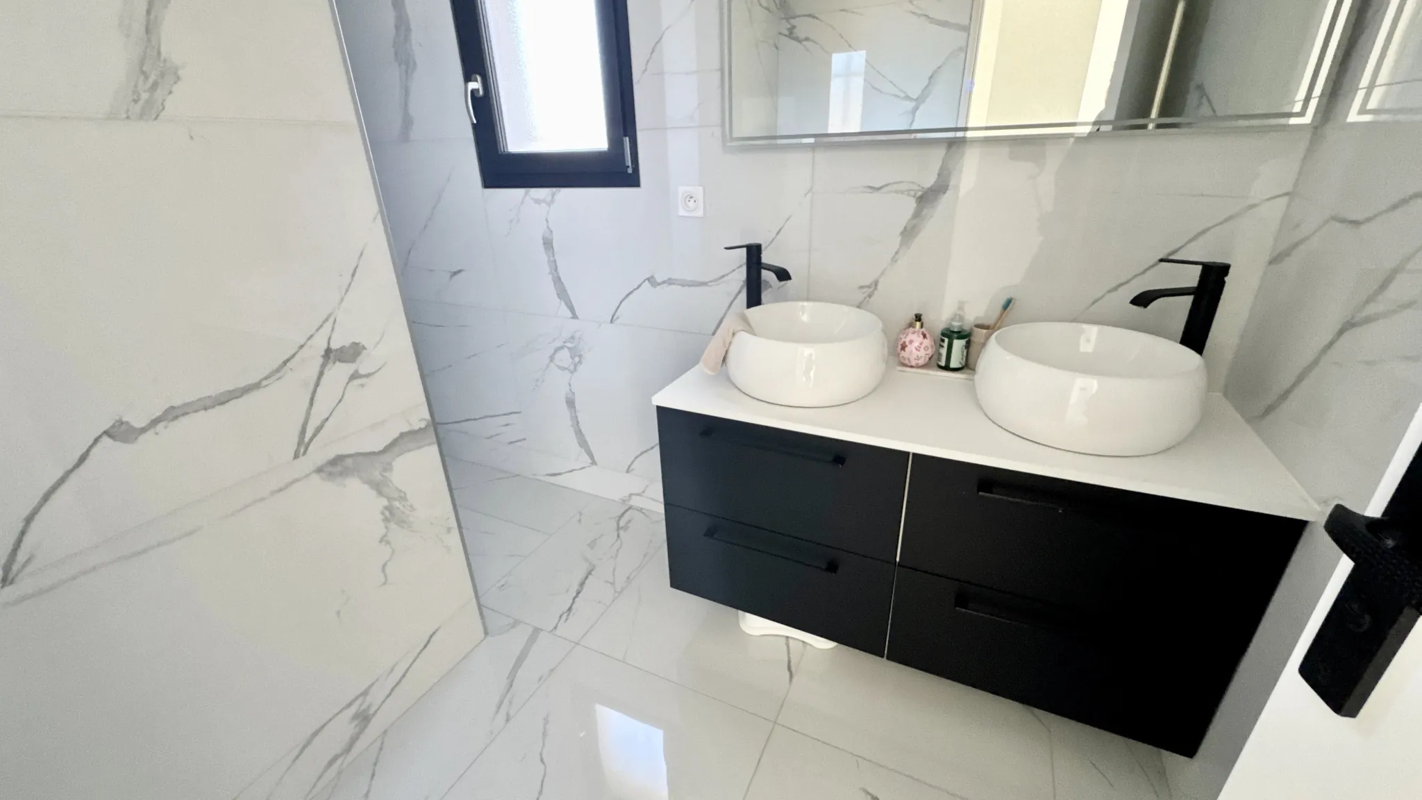 Appartement 3 pièces lumineux avec terrasse à Menton Borrigo - Sans charges 