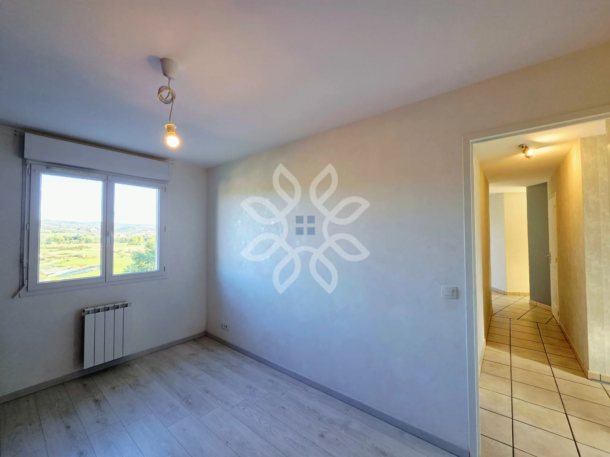 Maison familiale avec vue dégagée à Vergongheon - 90 m² 