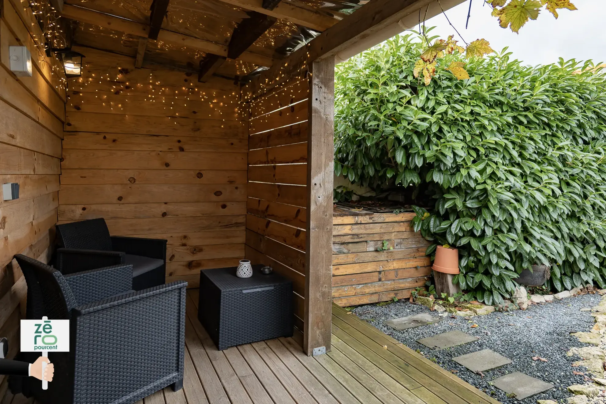 Maison rénovée avec 2 logements communicants à Mouzeuil-Saint-Martin, idéale pour chambres d'hôtes ou résidence familiale 