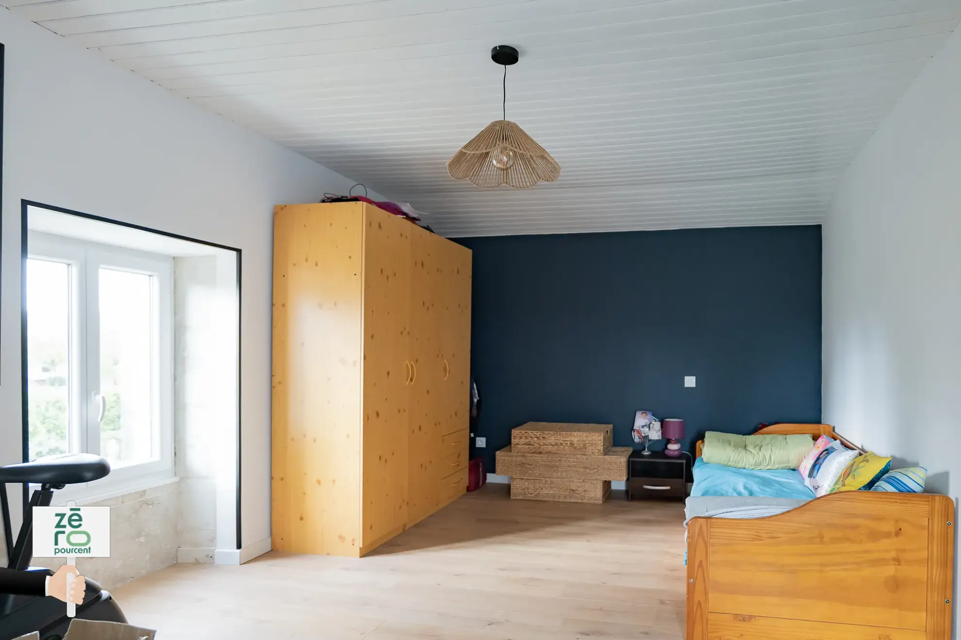 Maison rénovée avec 2 logements communicants à Mouzeuil-Saint-Martin, idéale pour chambres d'hôtes ou résidence familiale 