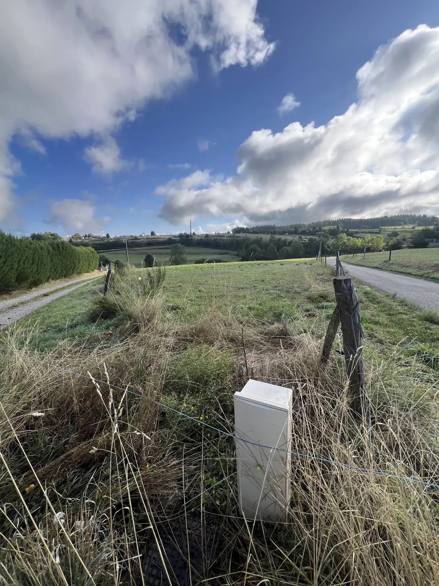 Terrain constructible de 1 200 m² à Monistrol-sur-Loire avec permis validé 