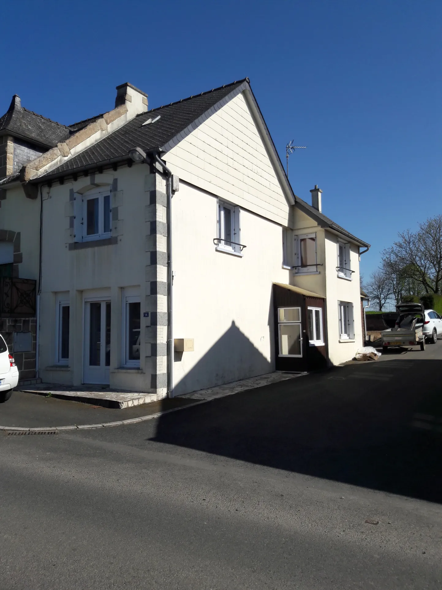 Maison de village avec terrain constructible à Langast de 590 m²