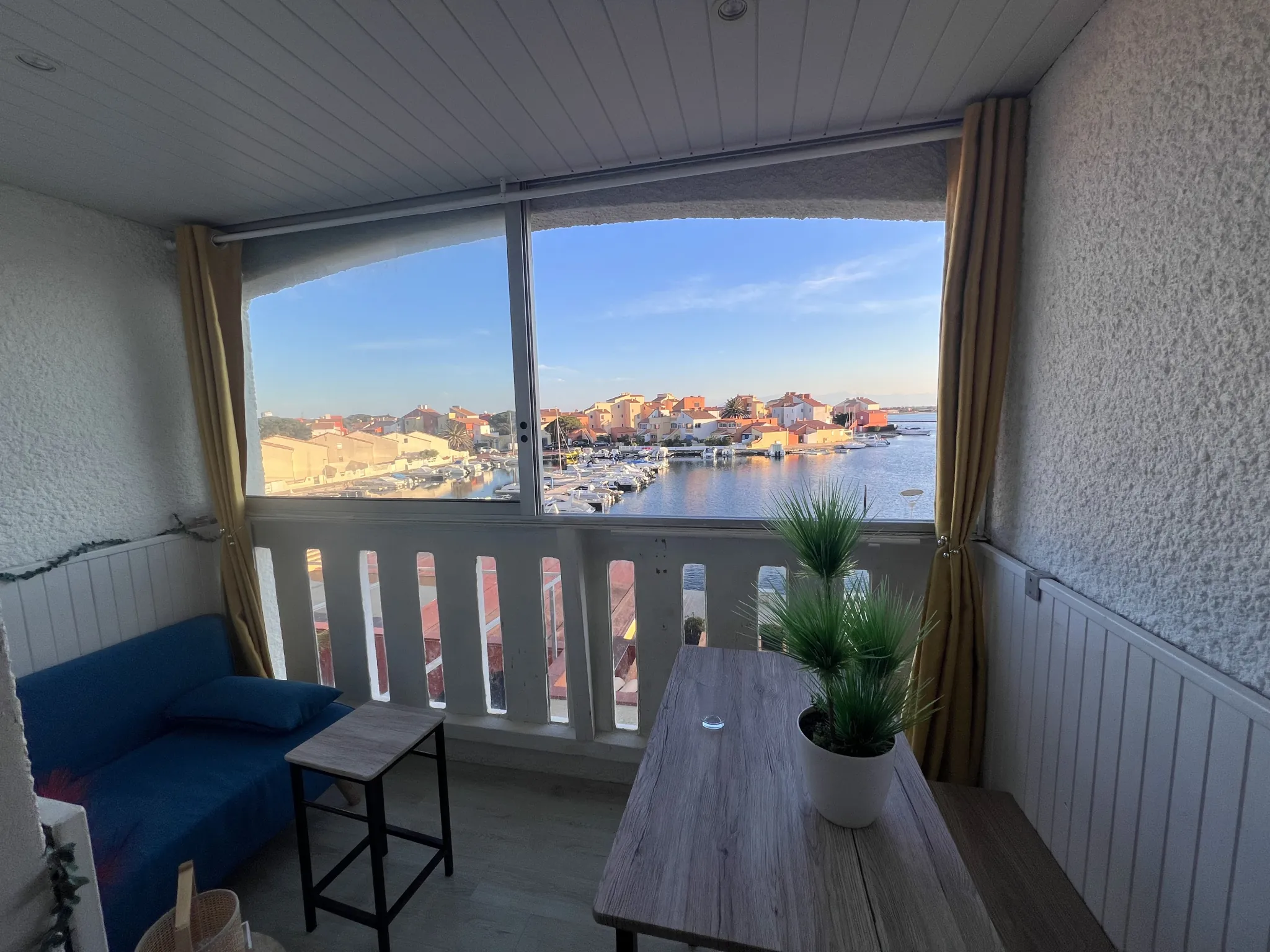 Studio rénové de 21 m² avec vue port à Le Barcarès, Quartier Nautica
