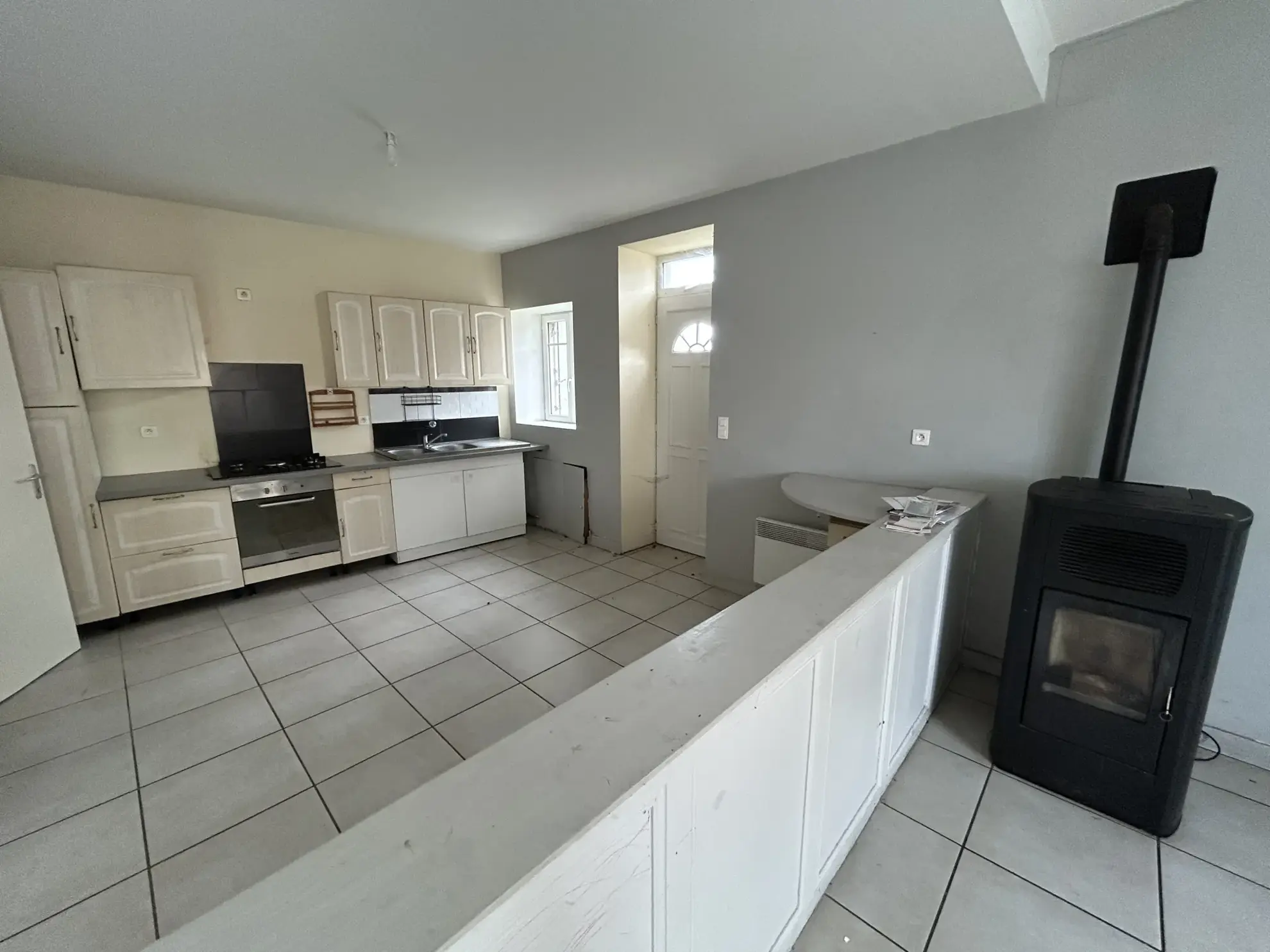 Belle maison de village de 146 m² à Lachaux avec jardin et parking 