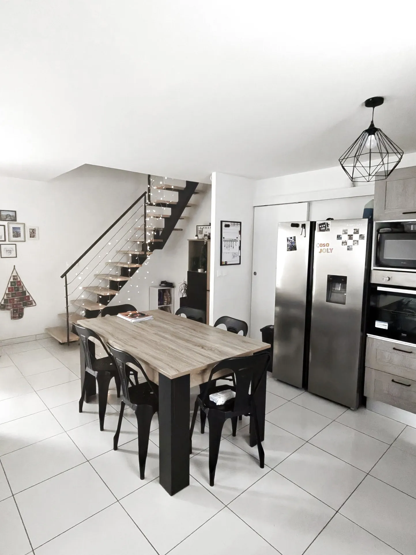 Maison de village rénovée avec deux appartements et cour à Valras Plage 