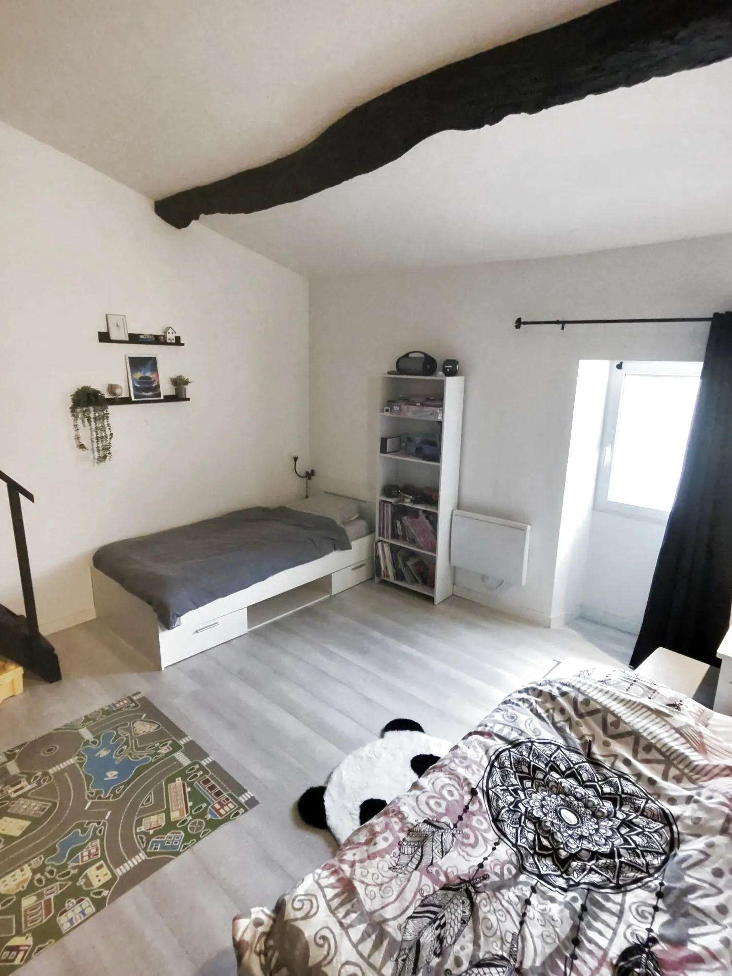 Maison de village rénovée avec deux appartements et cour à Valras Plage 