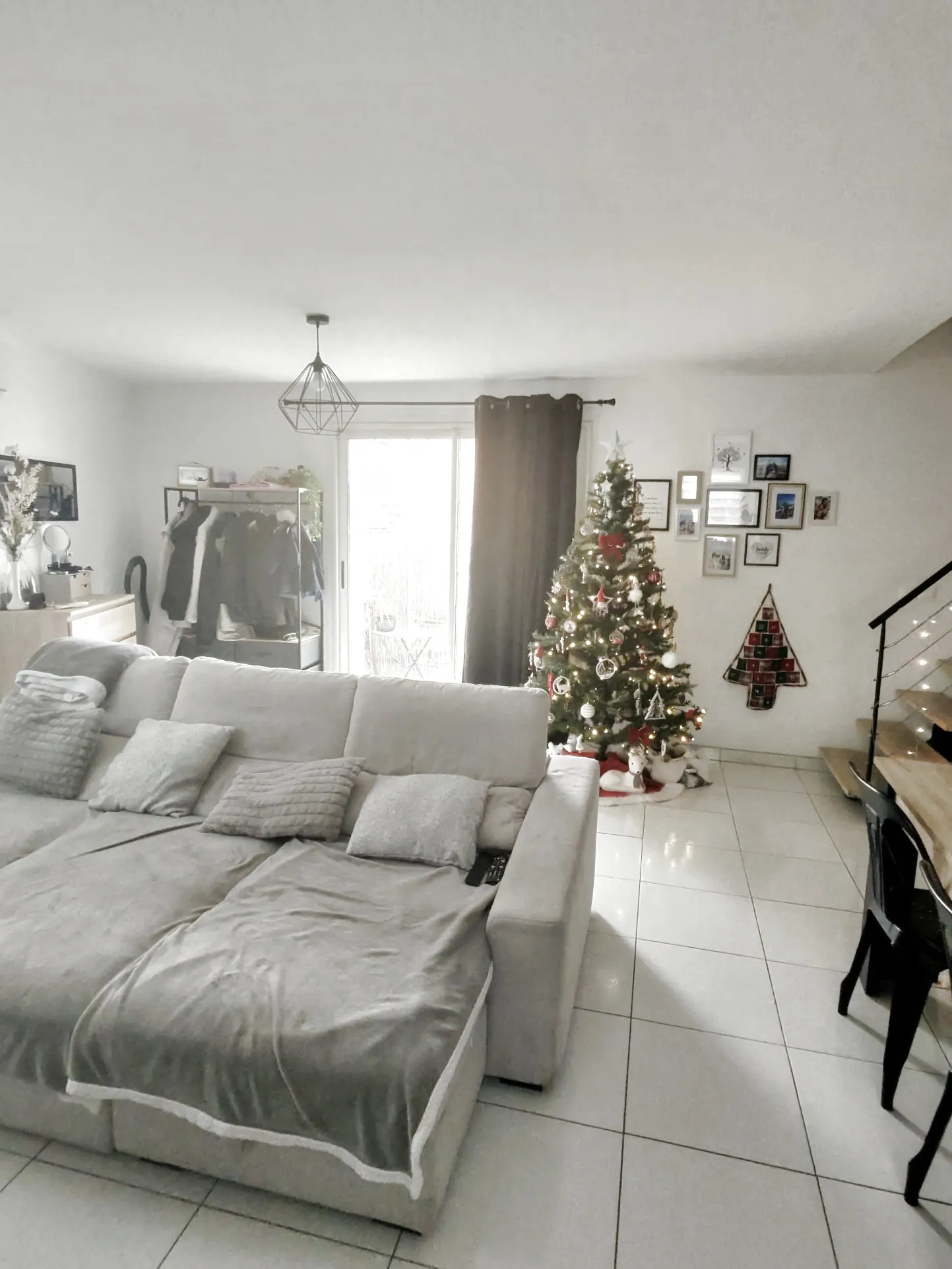 Maison de village rénovée avec deux appartements et cour à Valras Plage