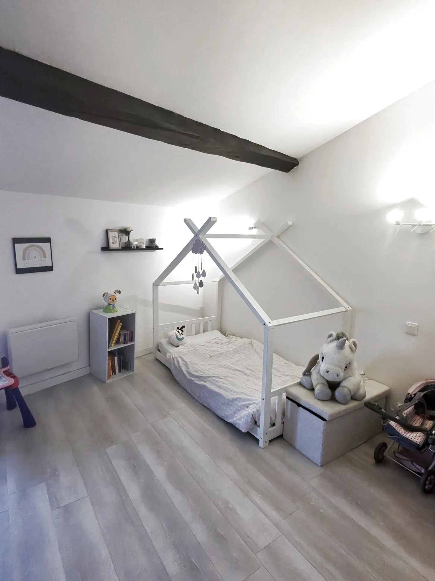 Maison de village rénovée avec deux appartements et cour à Valras Plage 