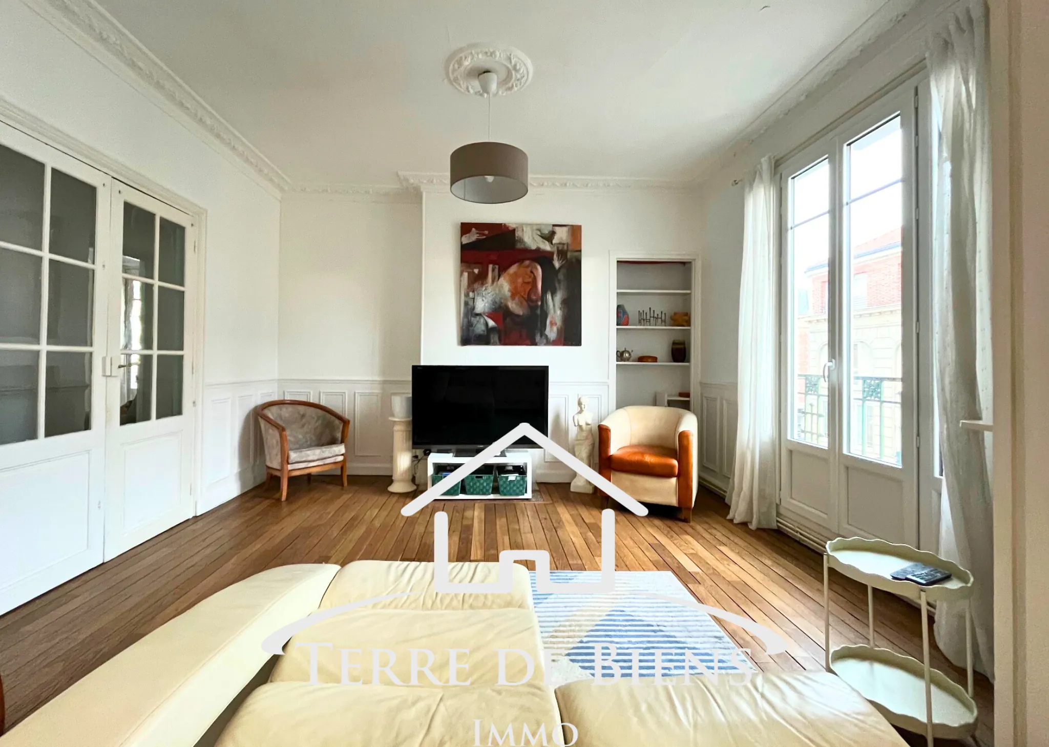 Appartement lumineux de 89 m² avec deux chambres en centre-ville de Soissons 