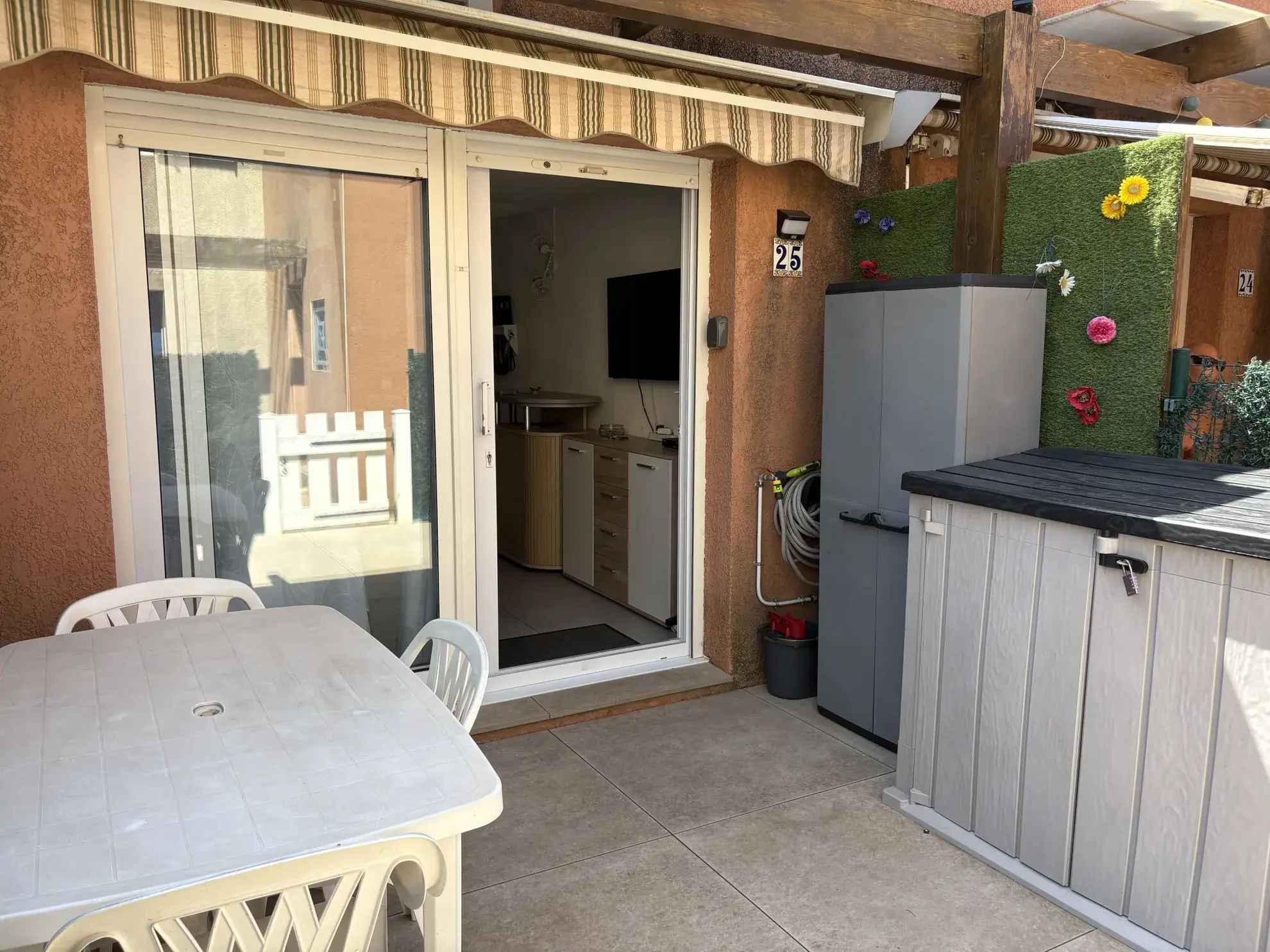 Maison de vacances à Frontignan Plage avec terrasse et parking à 50m de la mer