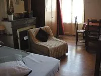 Maison de ville spacieuse avec cour intérieure à Bagneres de Bigorre 