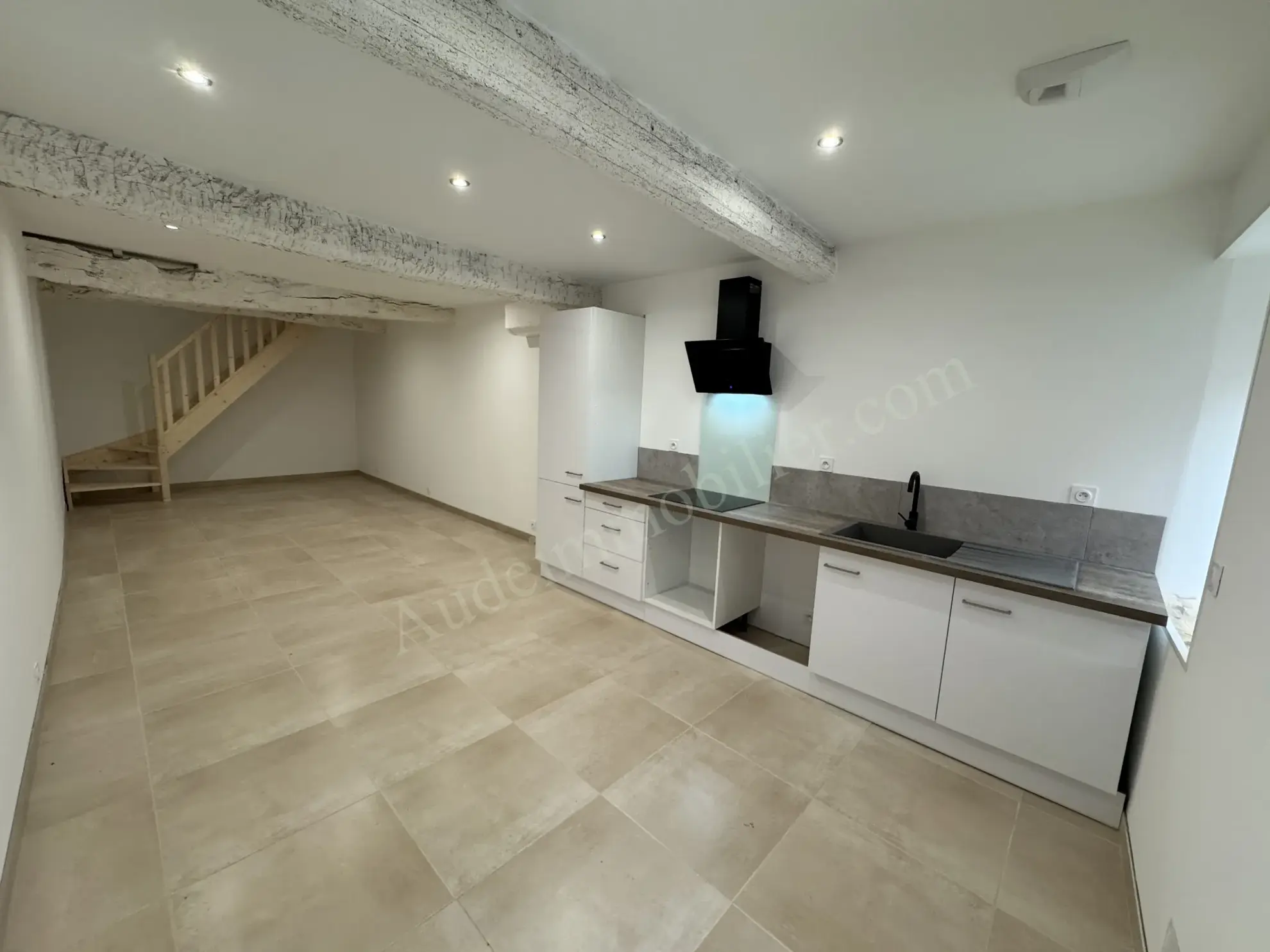 Maison de village rénovée à Limoux, 3 pièces, idéal investissement ou premier achat