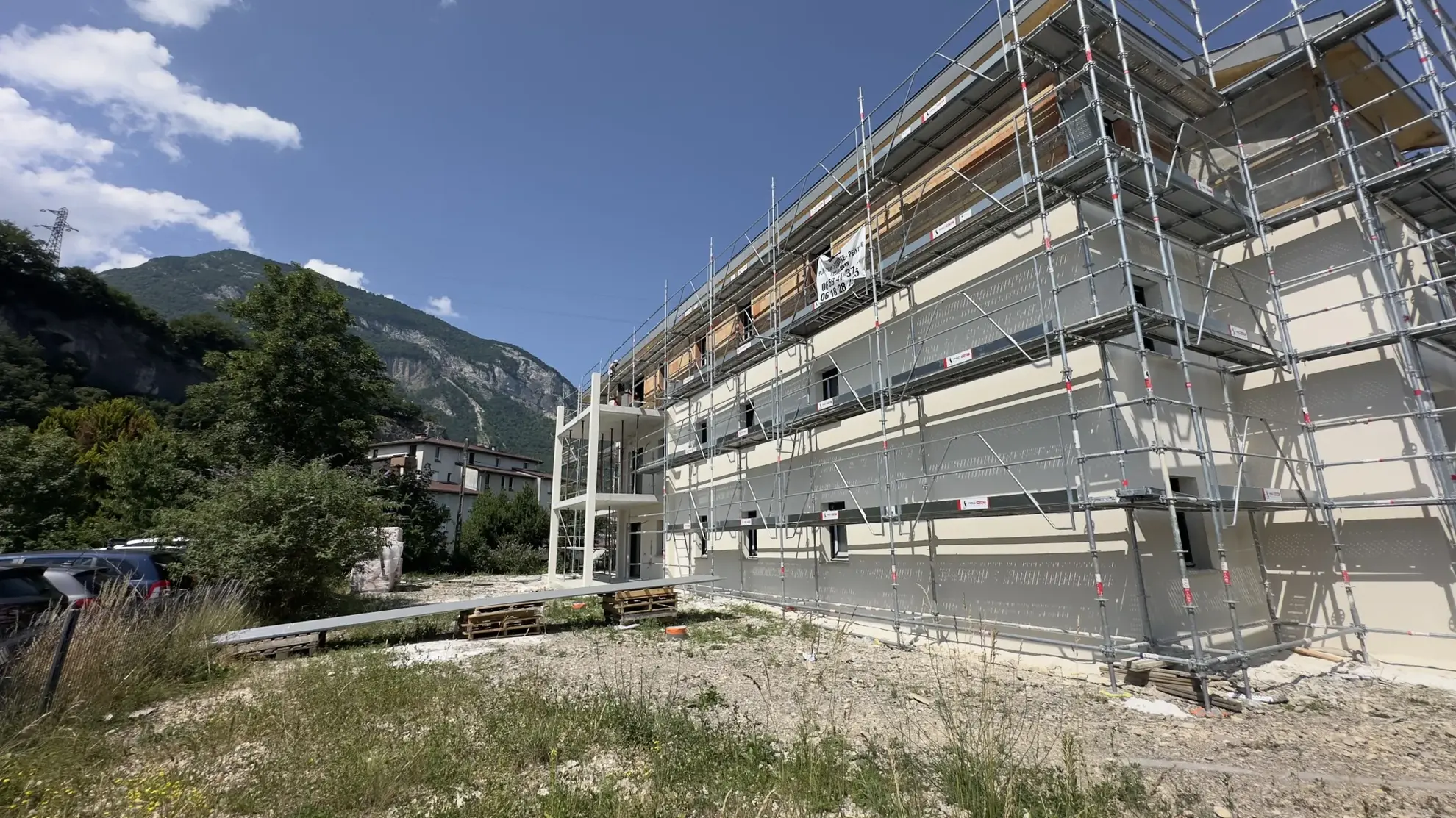 A vendre appartement 3 pièces à Culoz proche de Genève avec balcon et garage 