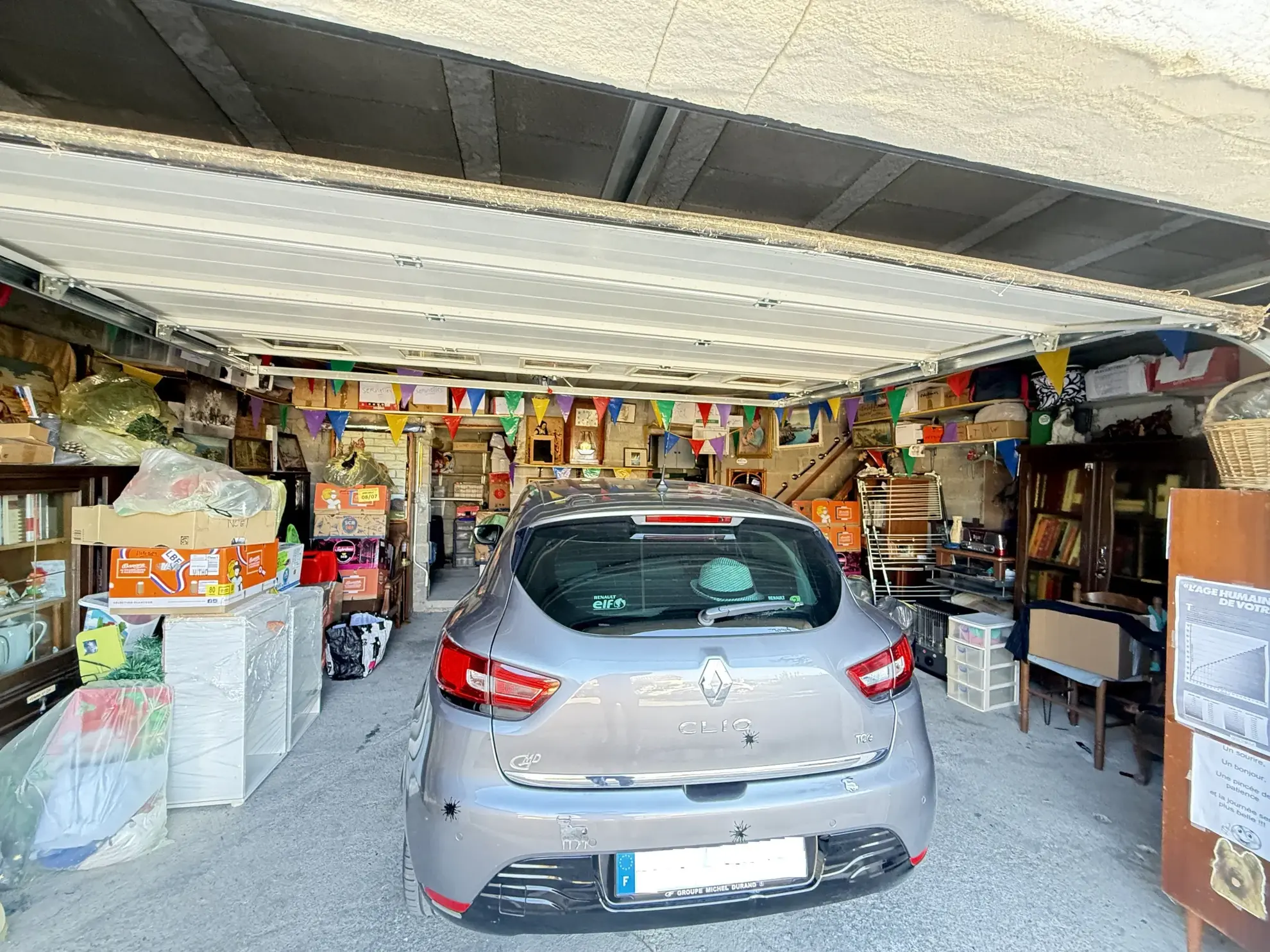 Magnifique villa 4 pièces avec terrasse et garage à Alès - Vue dégagée 