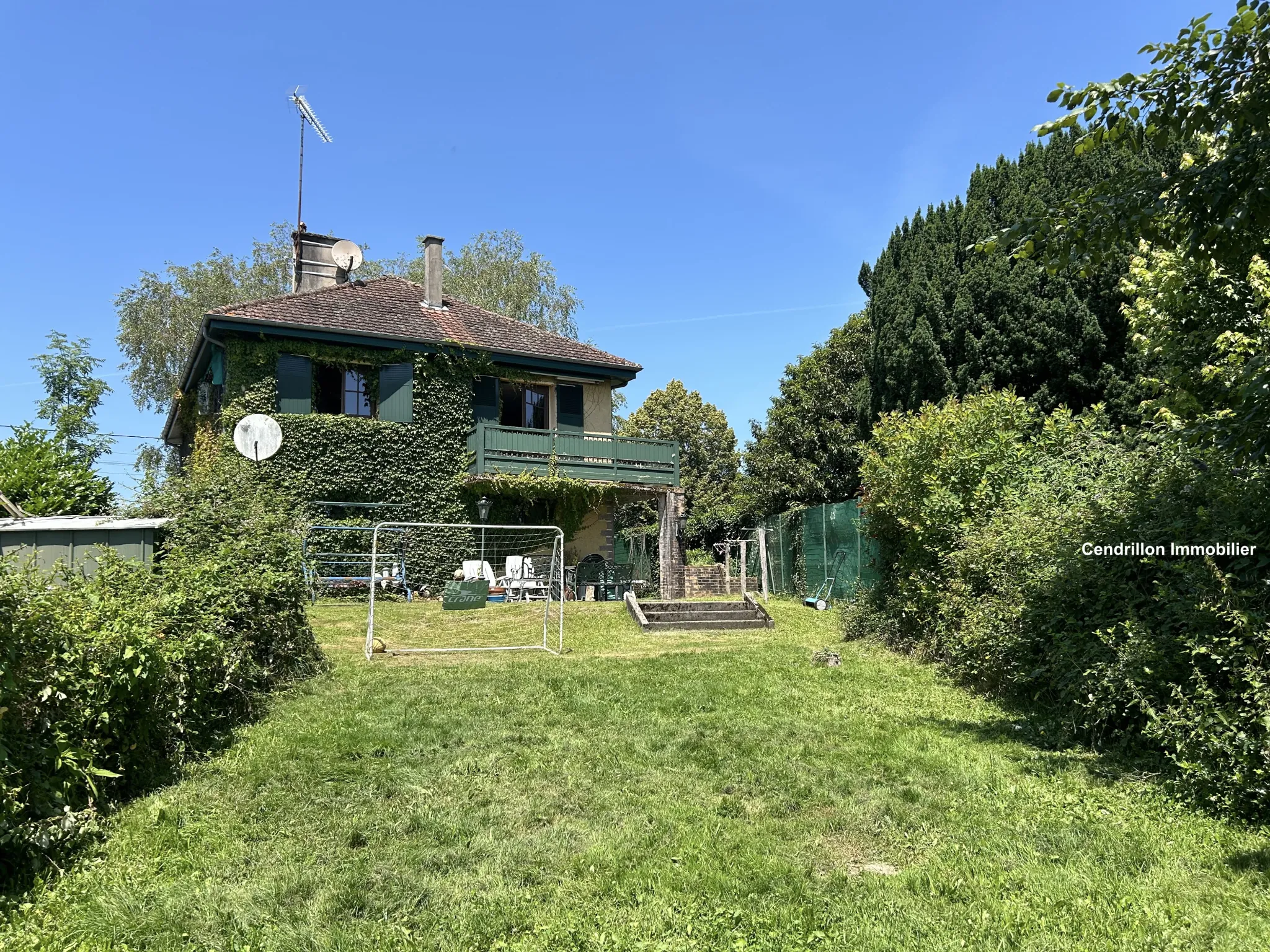 Maison d'investissement à Bourganeuf - 4 chambres, garage, locataire en place