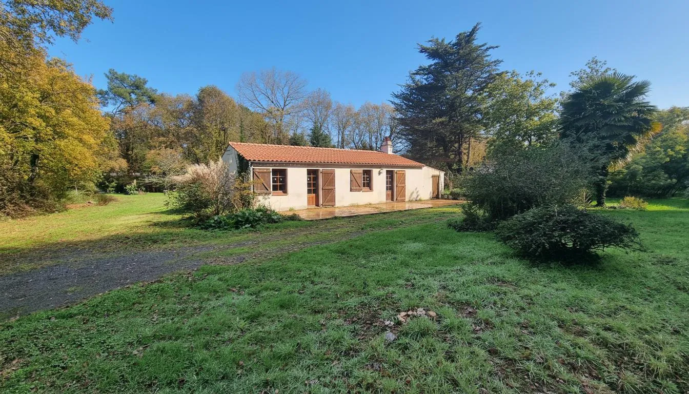 Maison 2 chambres en pleine nature à Challans, terrain 5000 m²