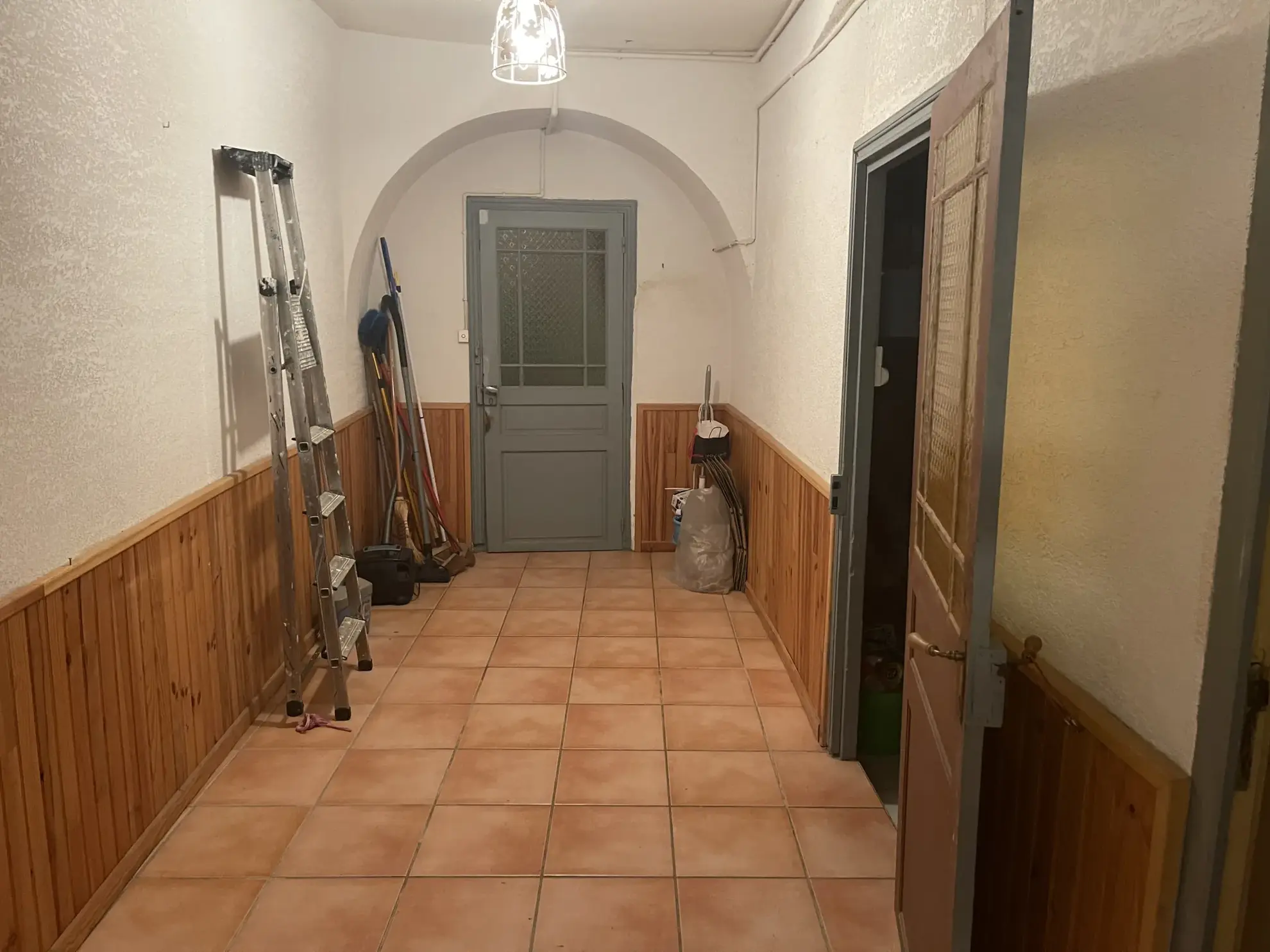 Magnifique maison de maître de 261 m² à Loupia avec grand potentiel d’extension 