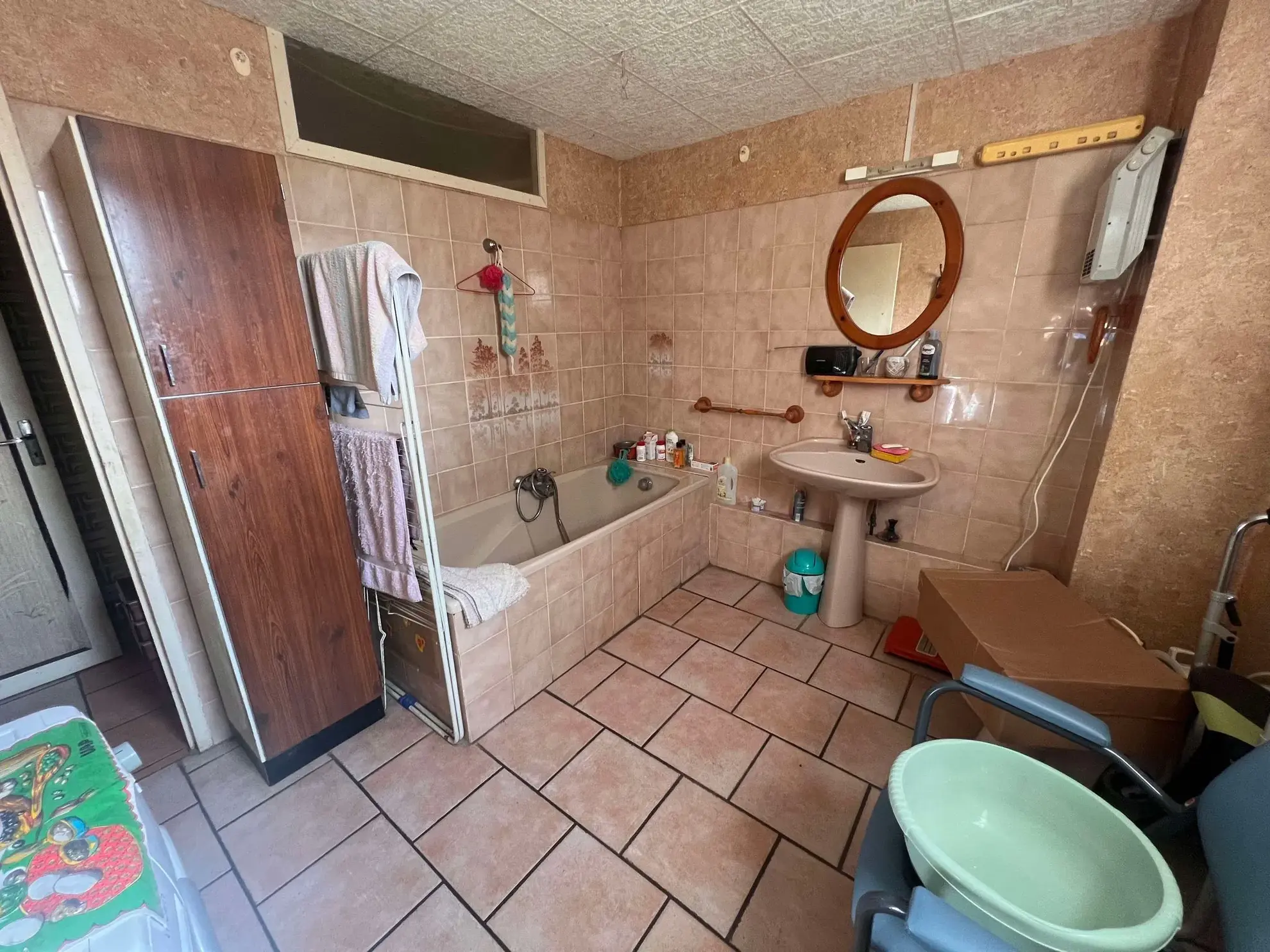 Longère à rénover avec deux habitations sur 3361 m² près de Toucy 