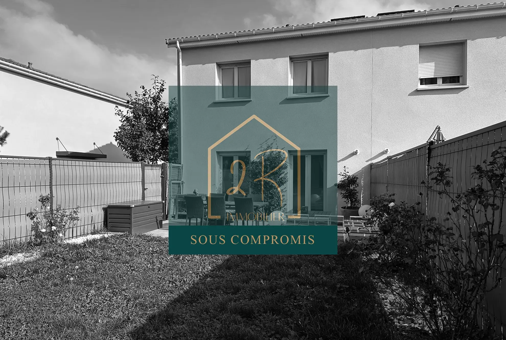 Maison mitoyenne récente de 76 m² à Pont Évêque avec terrasse et parking 