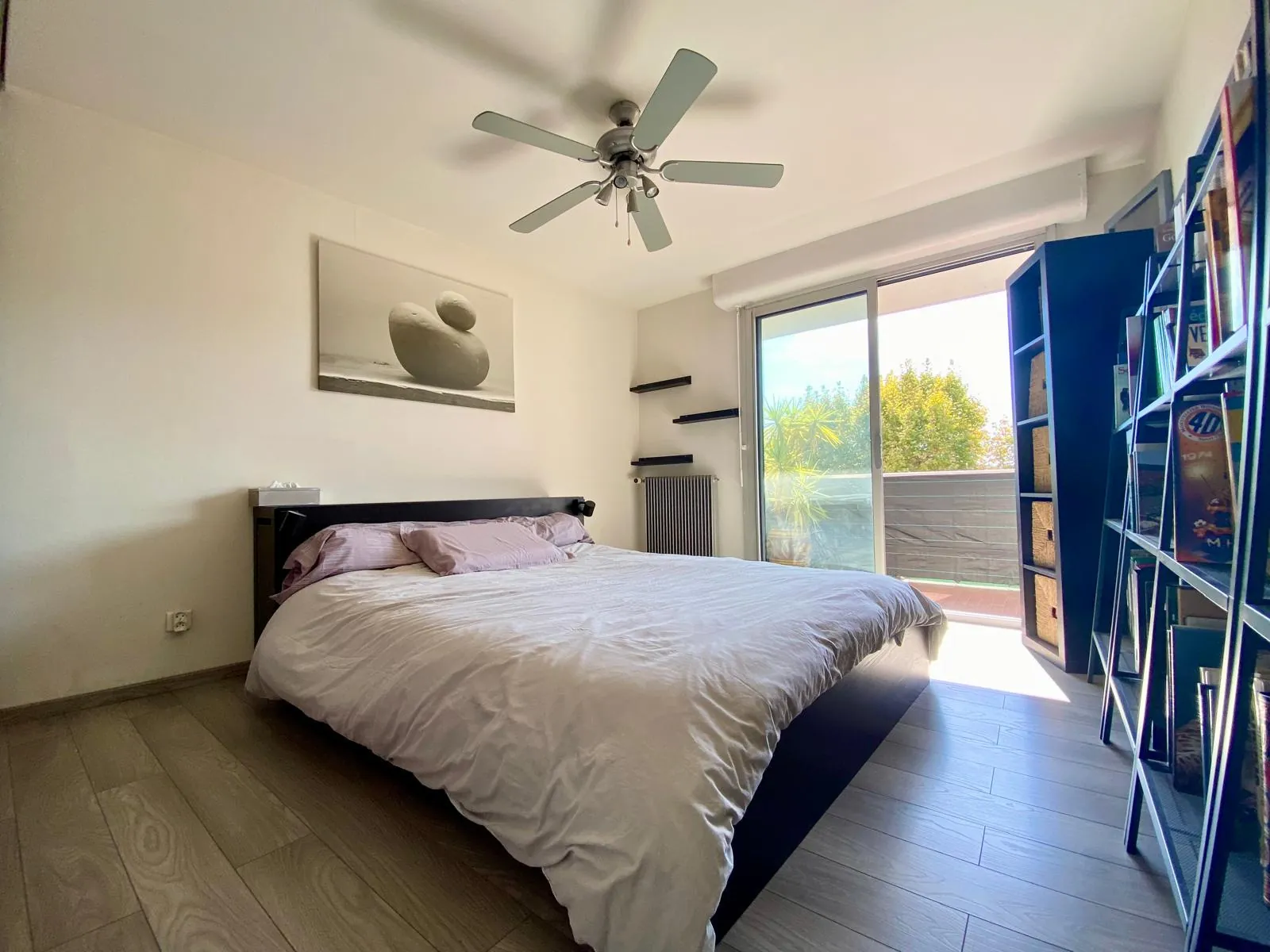 Appartement lumineux avec terrasse au dernier étage dans l’Écusson de Montpellier 