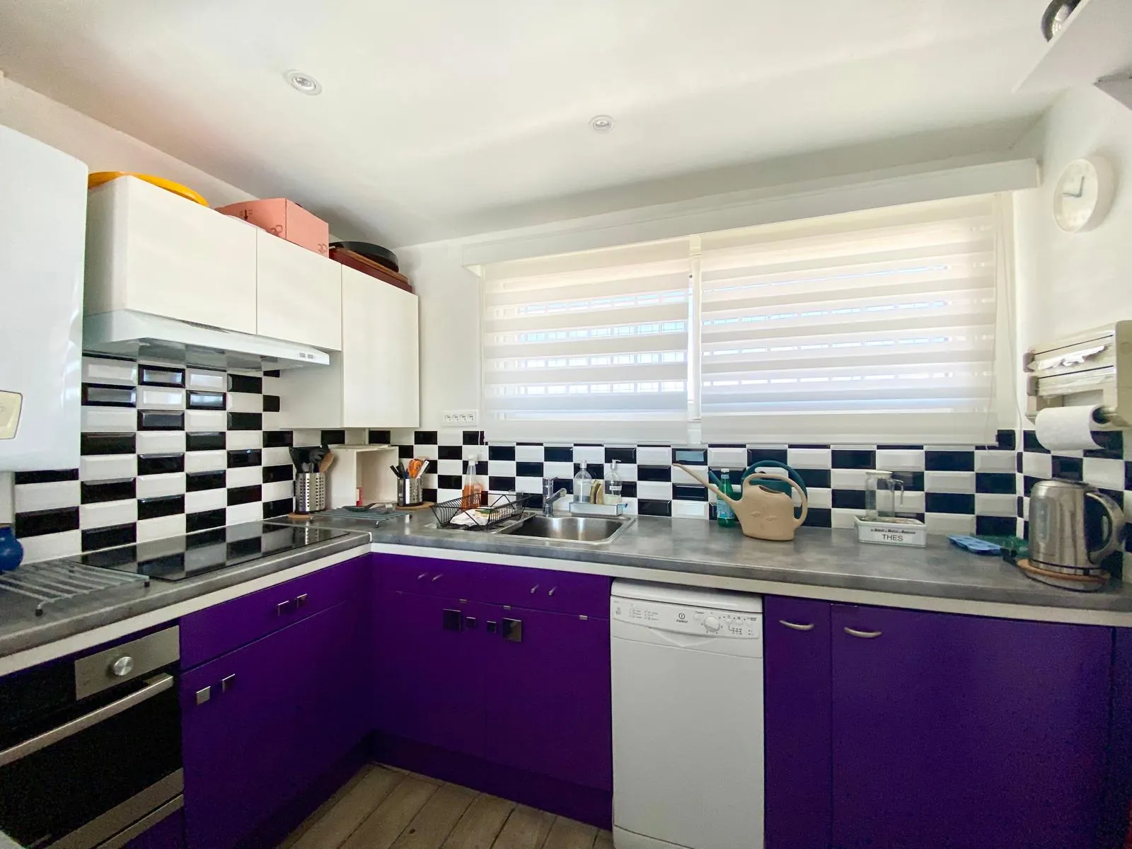 Appartement lumineux avec terrasse au dernier étage dans l’Écusson de Montpellier 