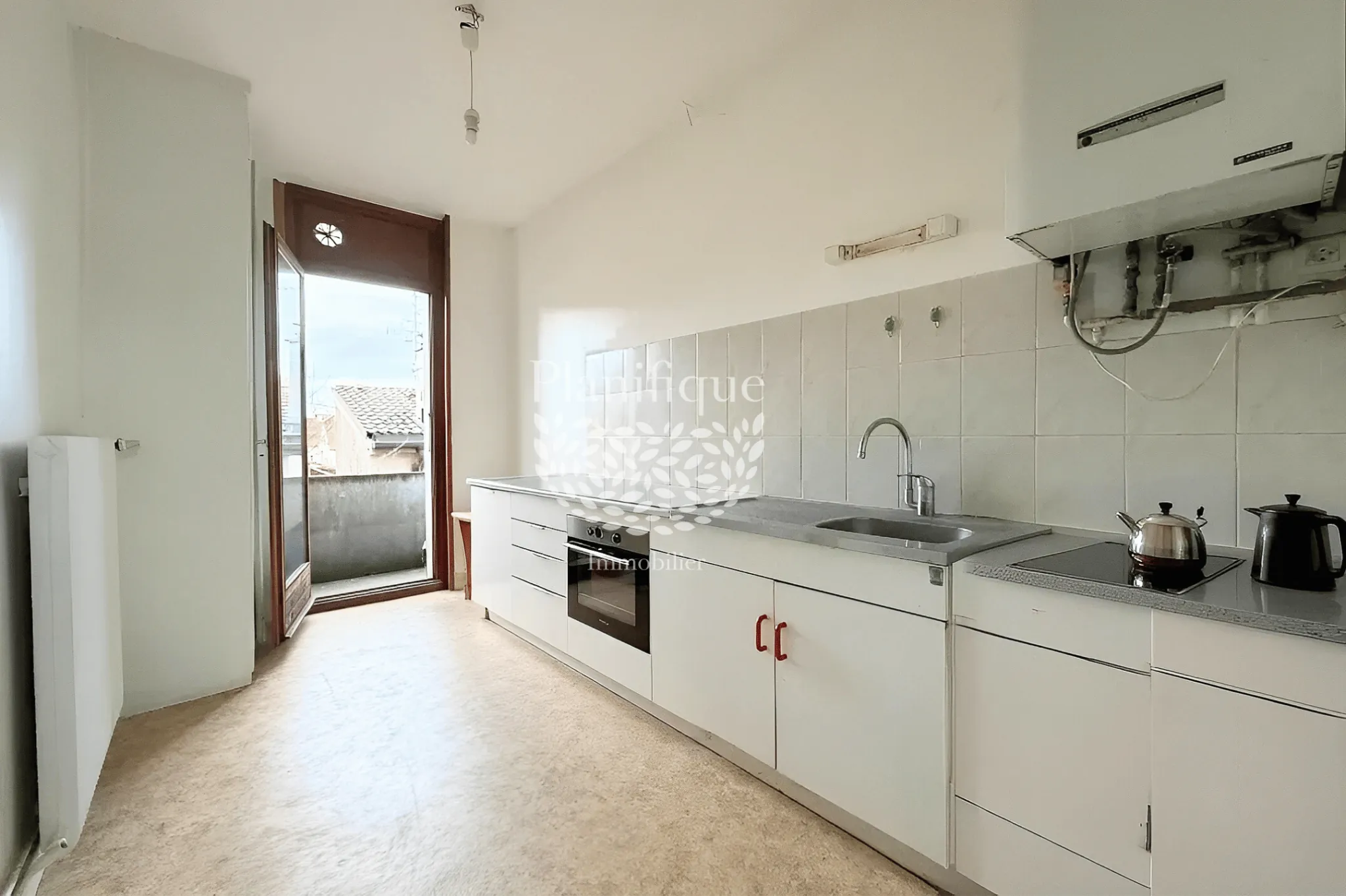 Appartement T2 lumineux de 38,12 m² à Annemasse avec balcons et cave 
