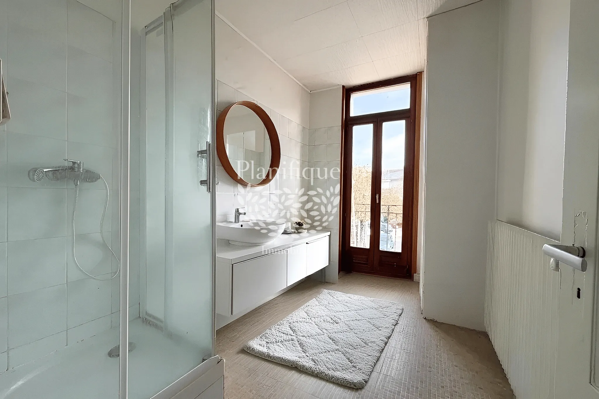 Appartement T2 lumineux de 38,12 m² à Annemasse avec balcons et cave 