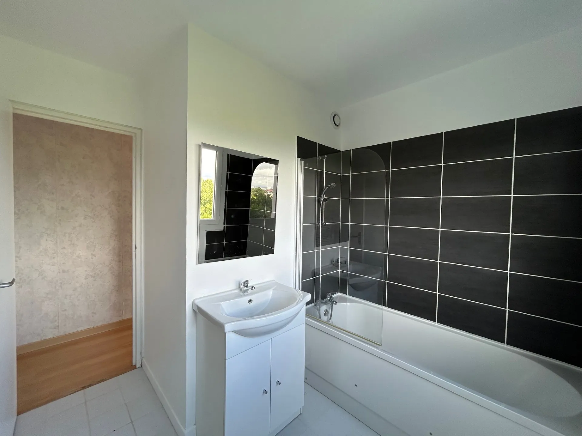 Appartement 3 pièces à vendre à Amiens, proche centre-ville 