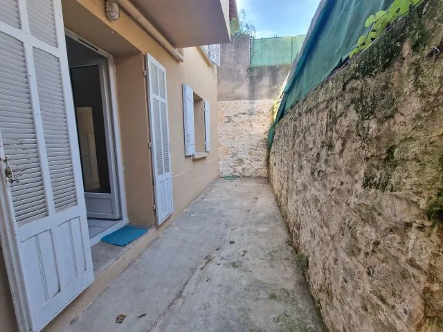 Appartement T2 avec terrasse à vendre au cœur d'Aix-en-Provence
