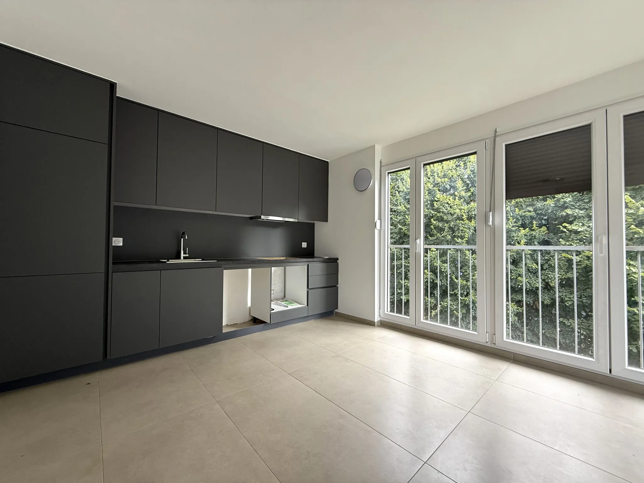 Appartement 3 pièces rénové à Cluses, parfait investissement locatif 