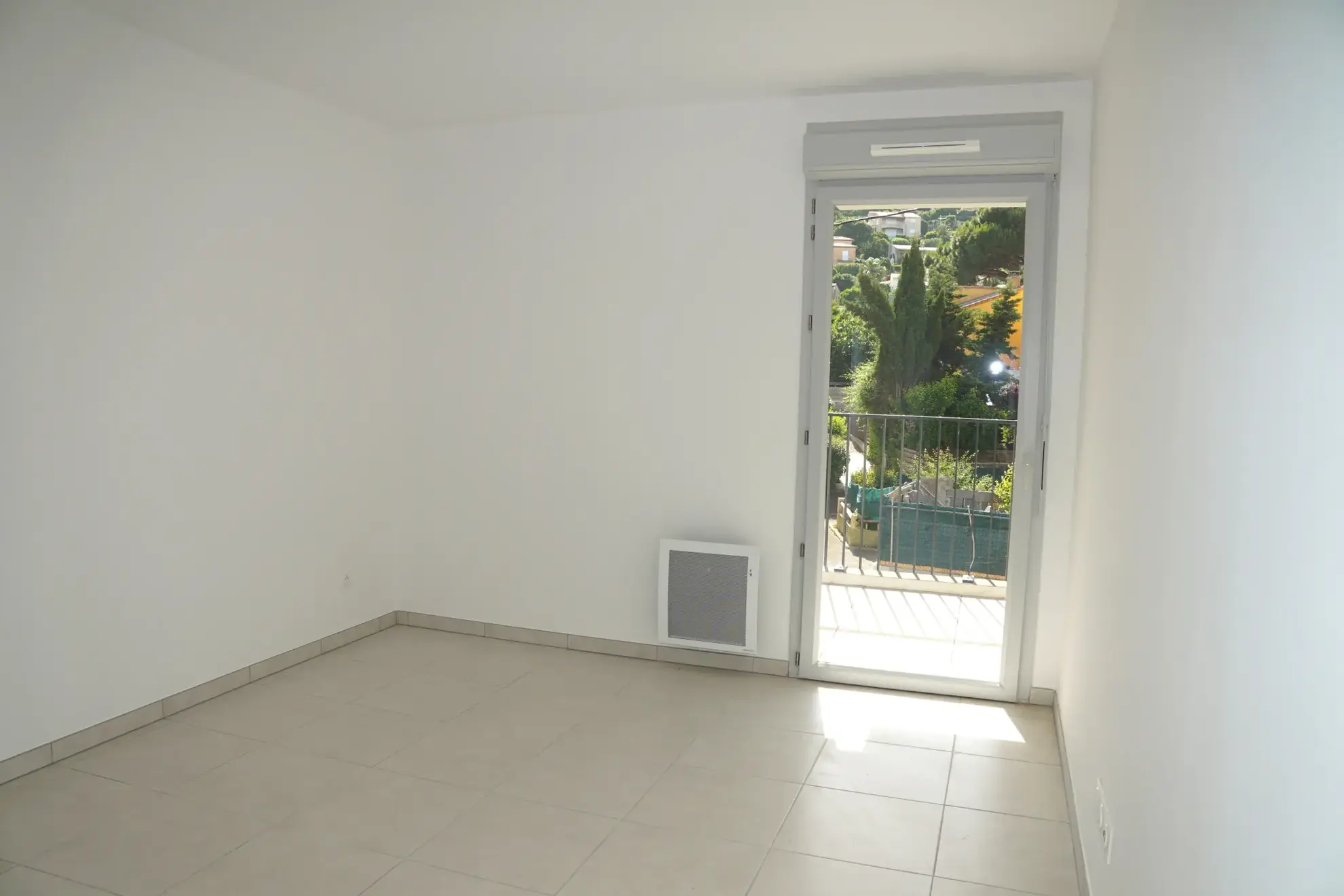 Appartement neuf 2 pièces avec terrasse et parking à Cavalaire-sur-Mer 