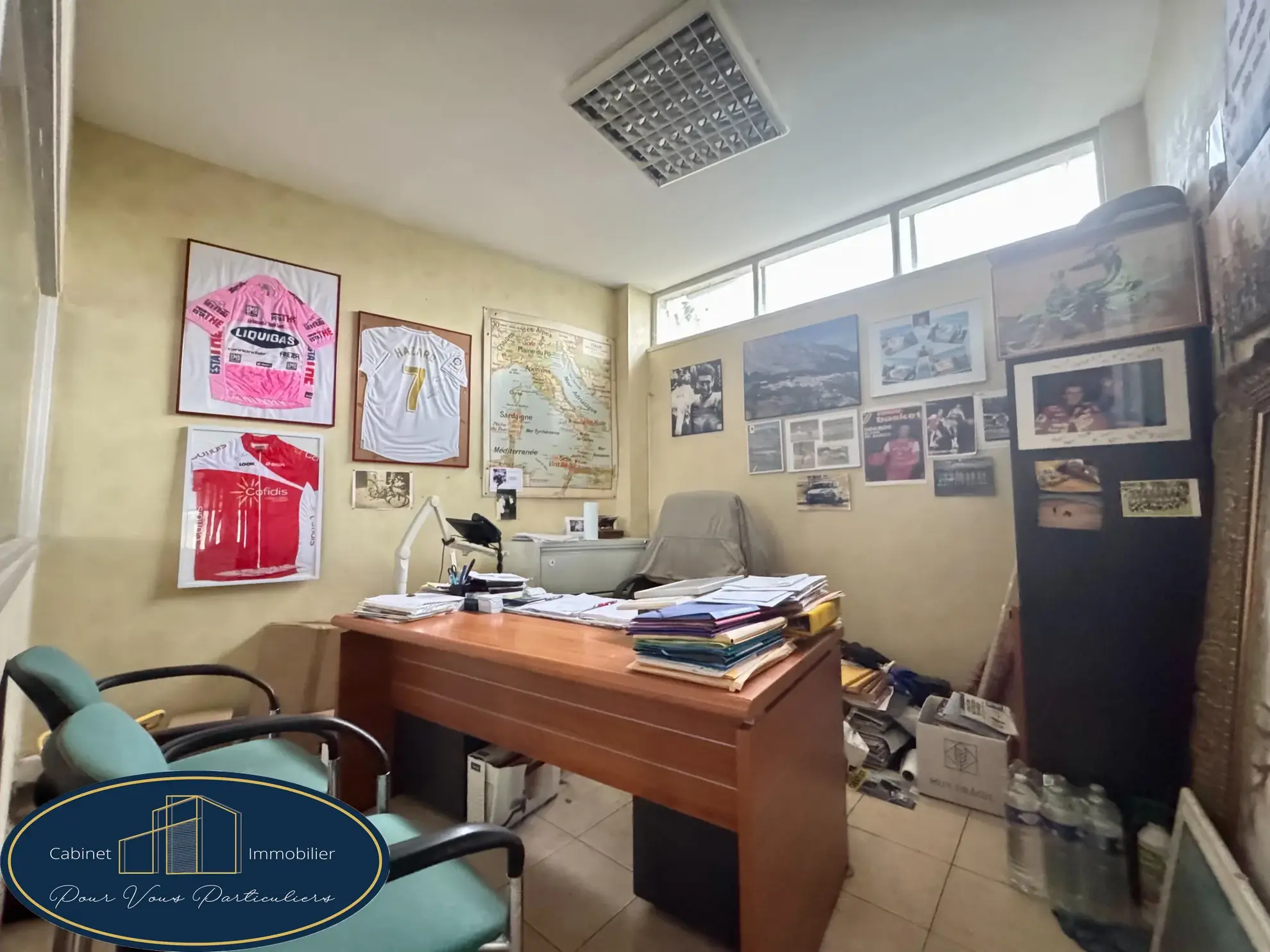 Immeuble avec commerce et appartement à Haulchin – surface de 310 m² 