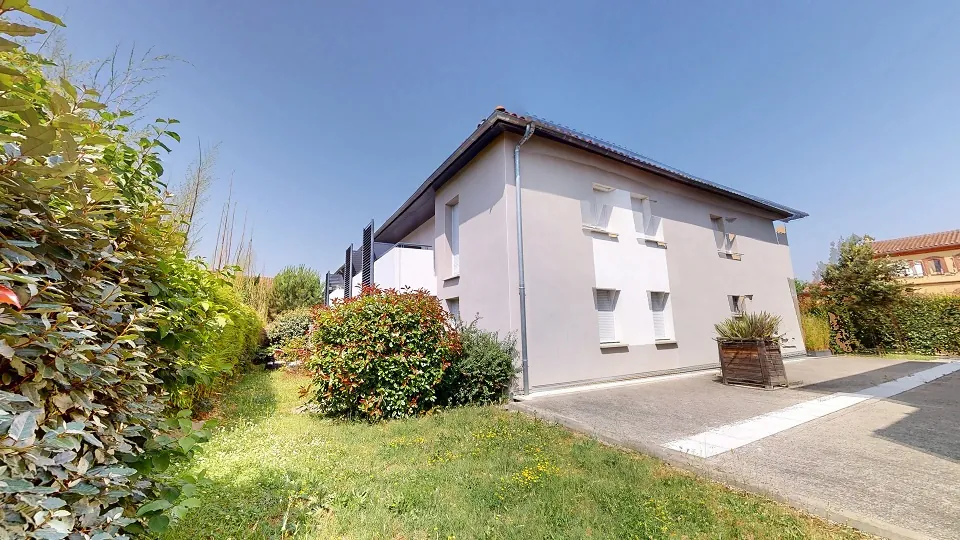 Appartement T2 lumineux avec terrasse et jardin privé à Aucamville 