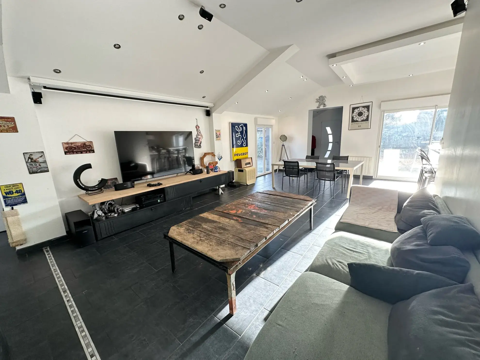 Maison de plain-pied avec 4 chambres à Boissey-le-Châtel, idéal famille