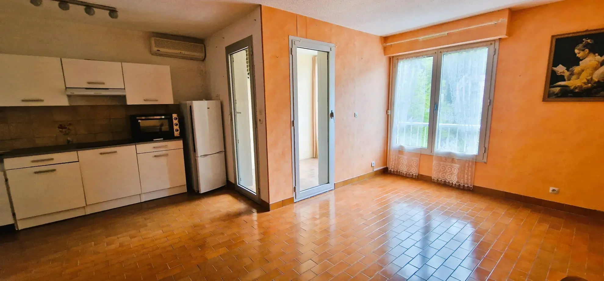 Appartement T1 avec loggia et cave à Amélie-les-Bains – Idéal investissement ou résidence principale 