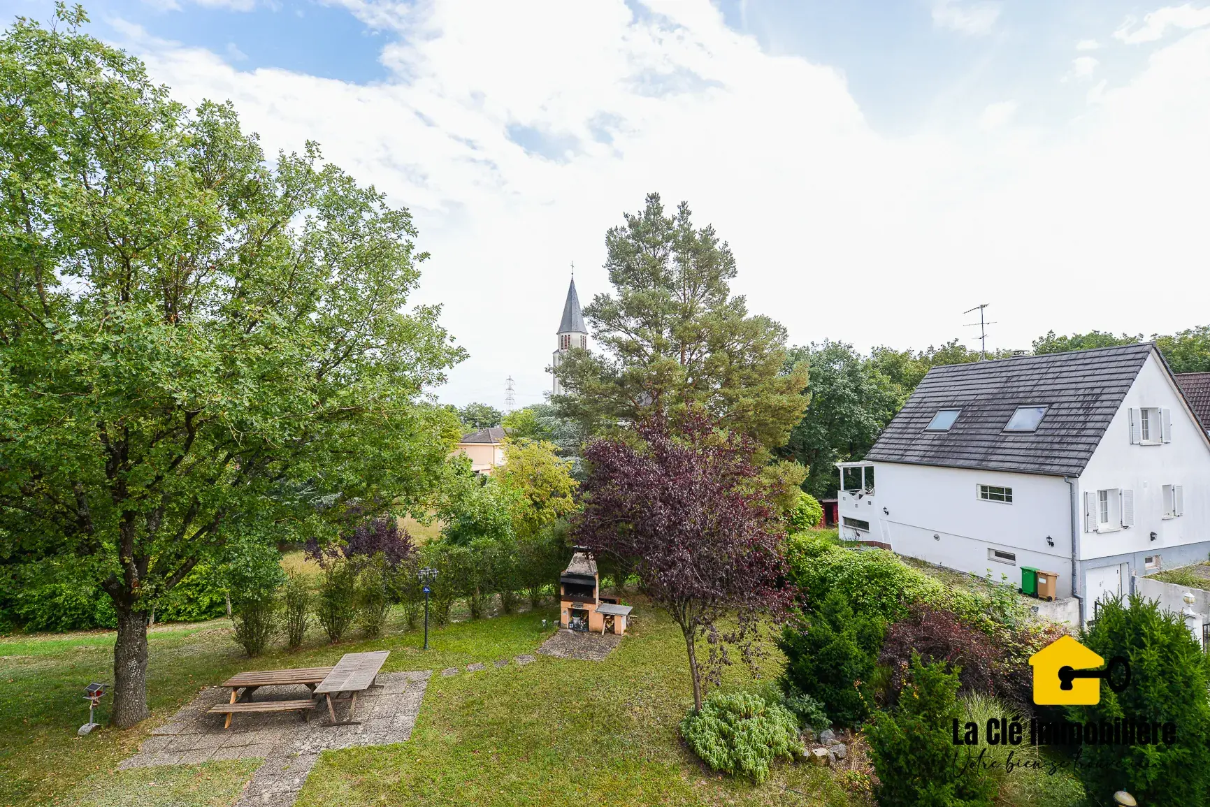 Appartement F4 à Kembs avec terrasse, double garage et vue dégagée 