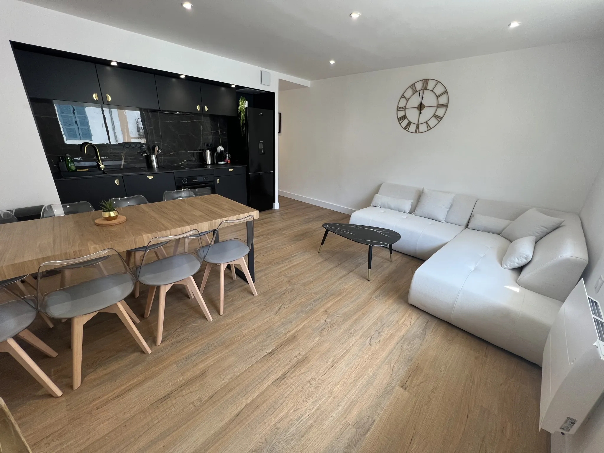 Appartement T4 rénové avec forte rentabilité à Lourdes