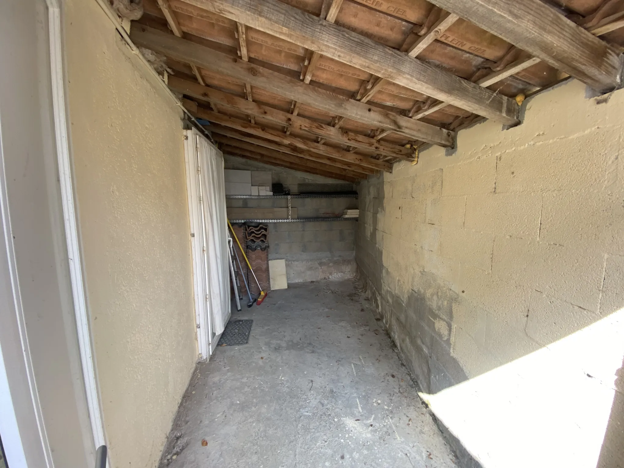 Maison en pierres rénovée de 60 m² avec jardin à La Réole 