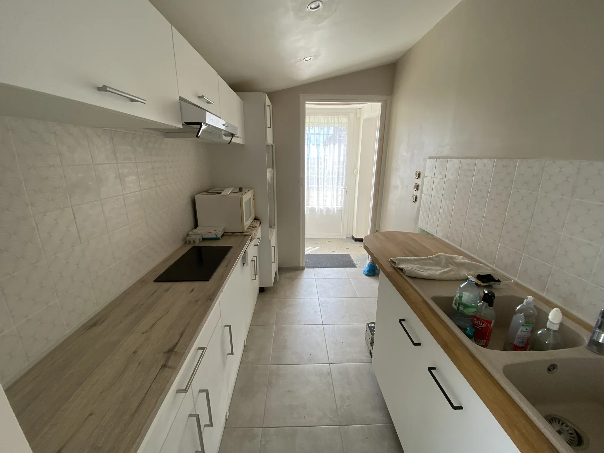 Maison en pierres rénovée de 60 m² avec jardin à La Réole 